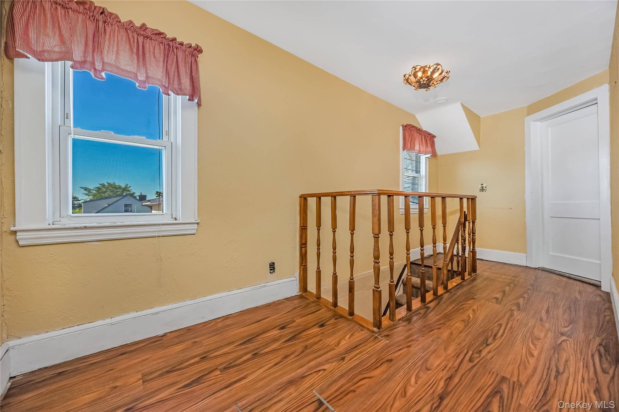 Casa com 2 Quartos à Venda em Amityville - Nova Iorque - EUA - 8