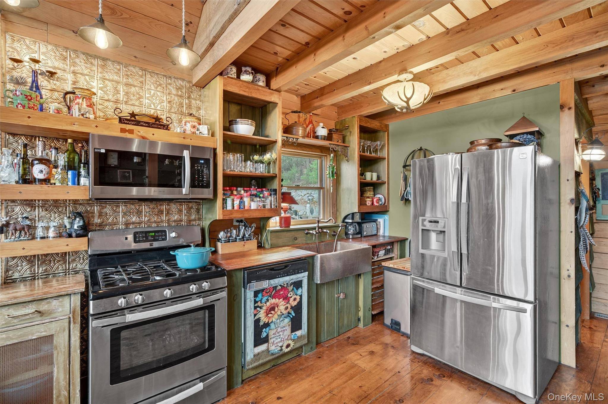 2 Bedroom Home for Sale in Barryville - New York - USA - 7