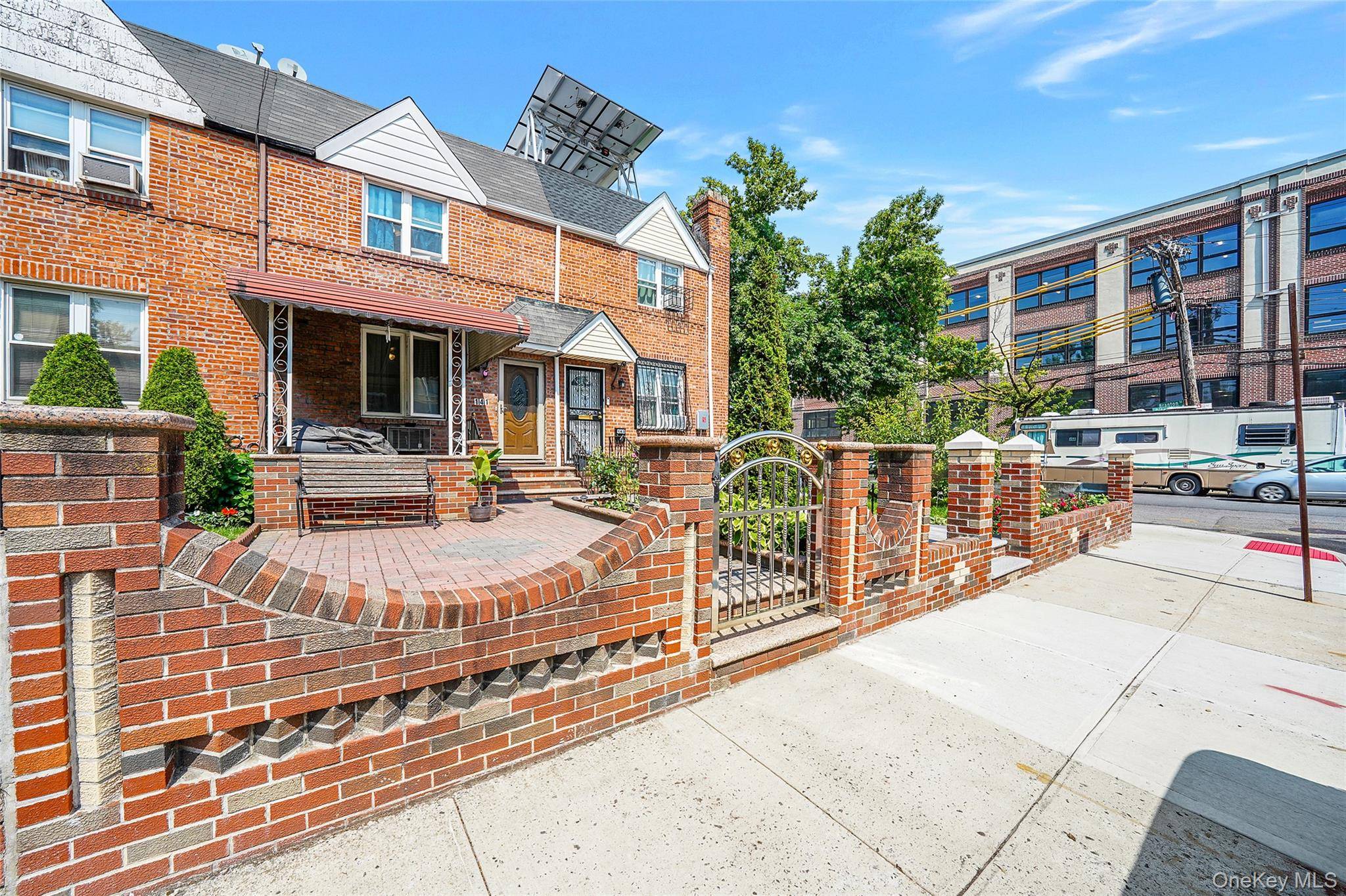 Casa de 2 Dormitorios en Venta en Brooklyn - Nueva York - EE. UU. - 2