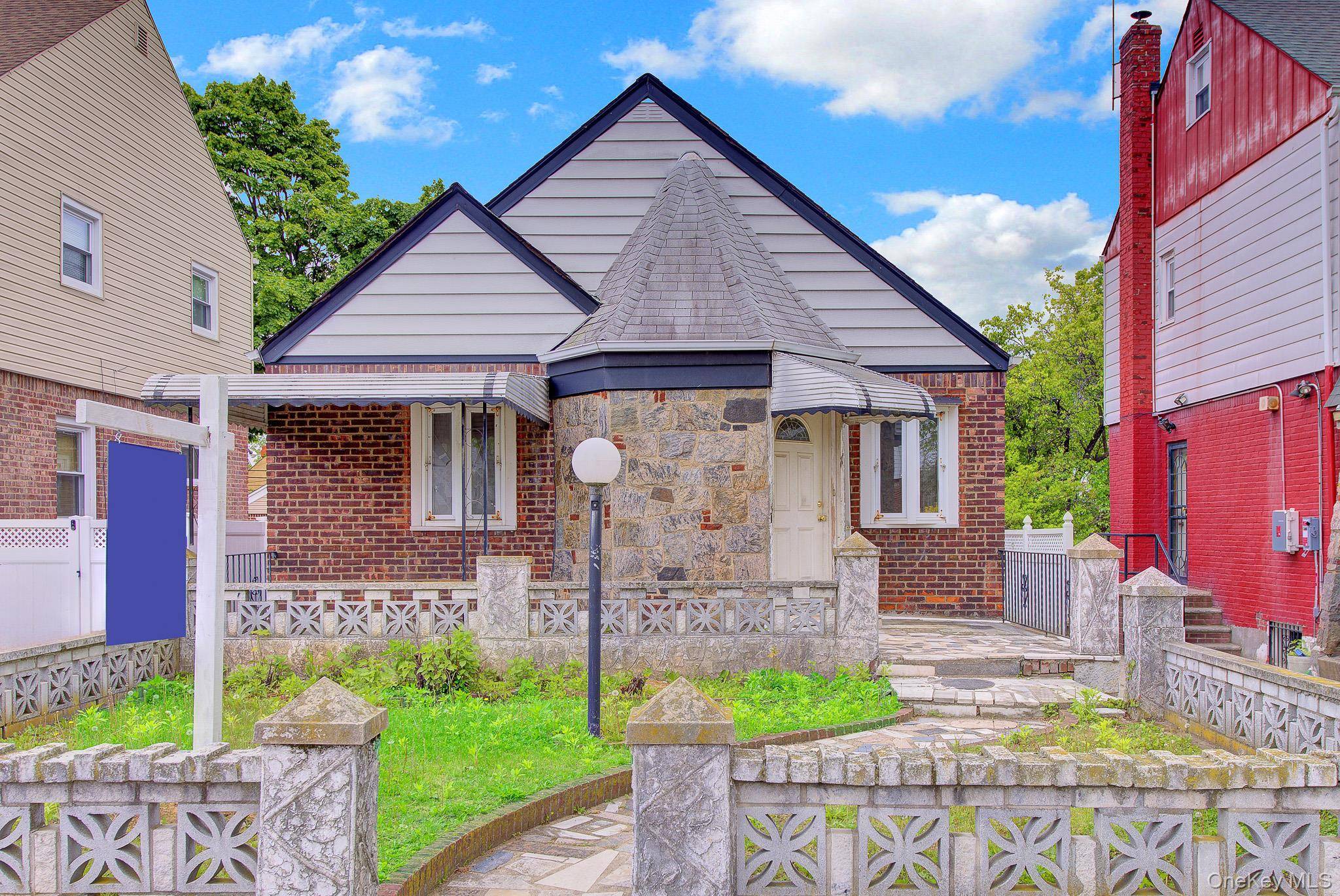 Maison 2 chambres à vendre à Cambria Heights - New York - USA - 1