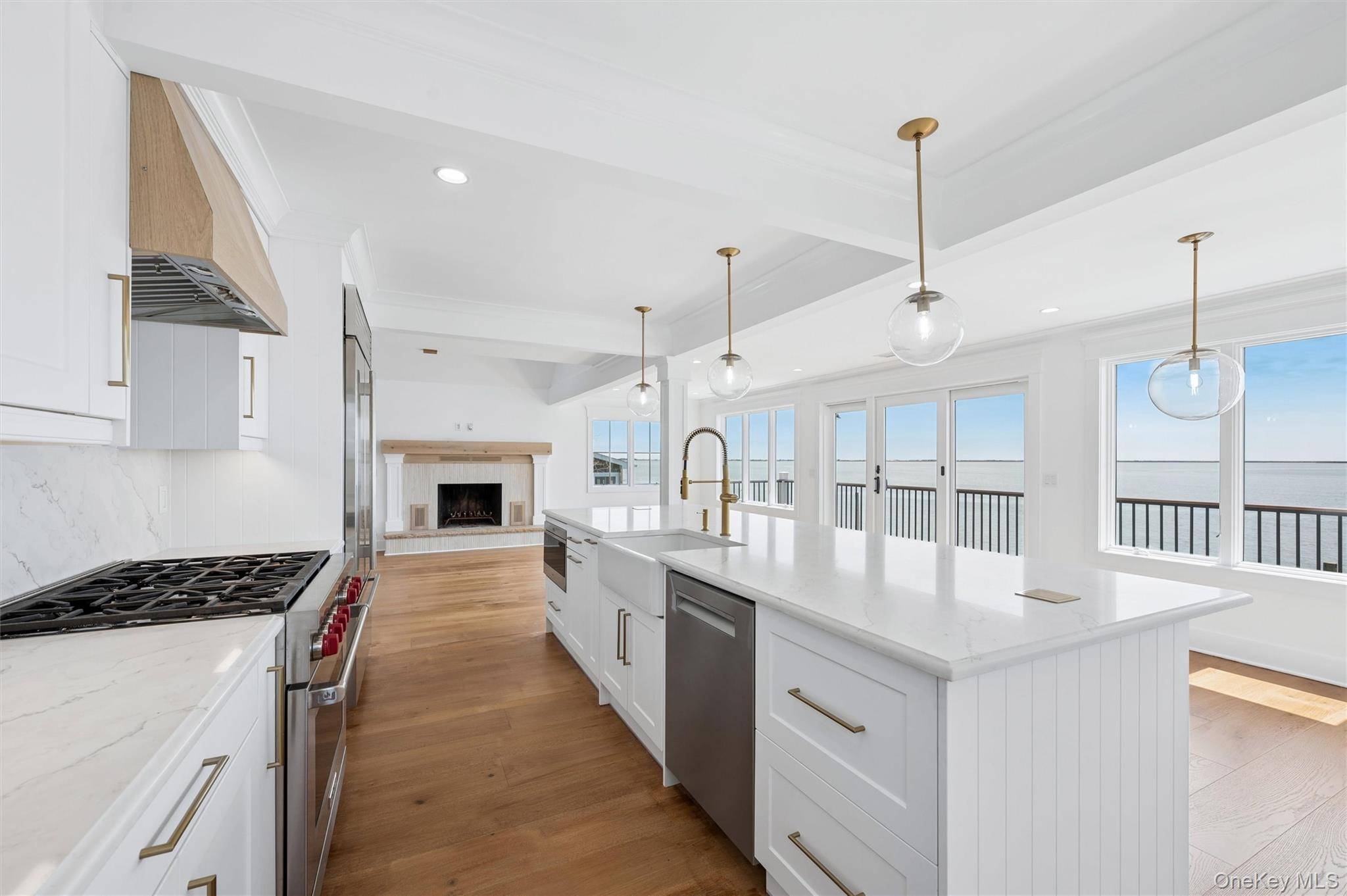 Casa com 2 Quartos à Venda em Center Moriches - Nova Iorque - EUA - 5