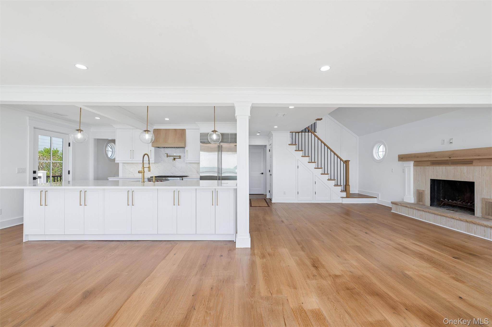 Casa com 2 Quartos à Venda em Center Moriches - Nova Iorque - EUA - 7