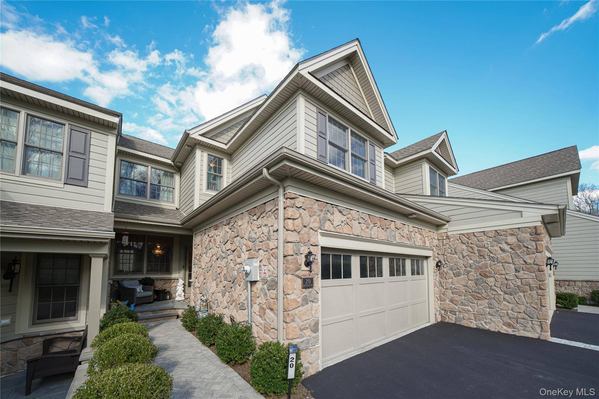 Casa de 2 Dormitorios en Venta en Cortlandt Manor - Nueva York - EE. UU. - 3