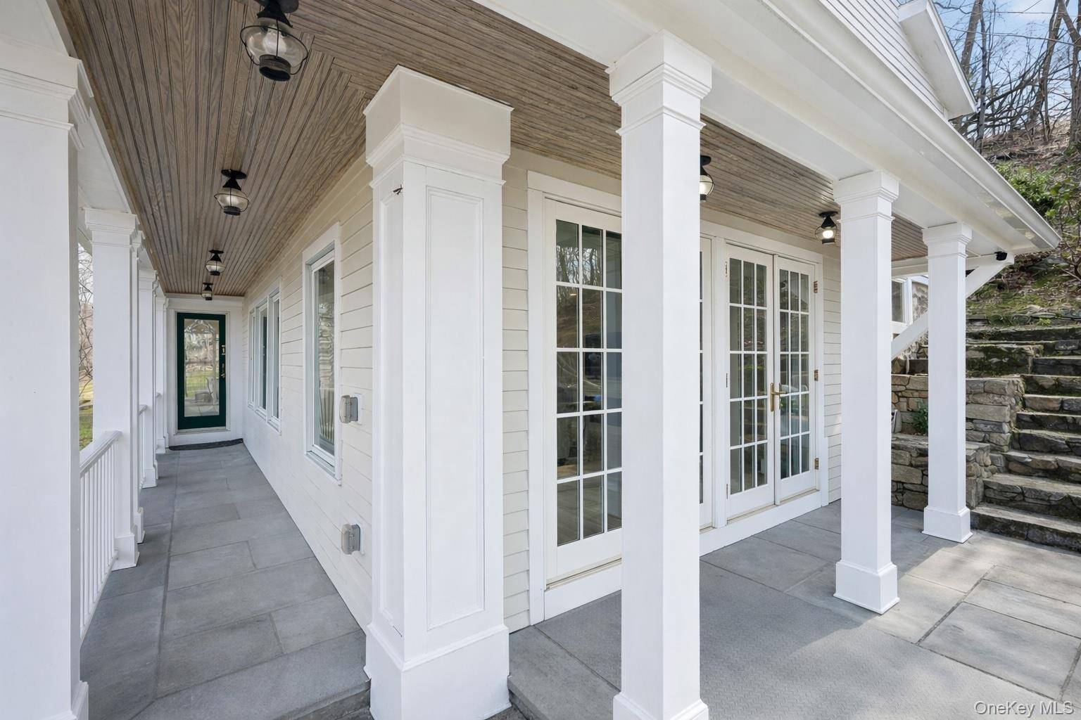 2 Bedroom Home for Sale in Croton Falls - New York - USA - 3