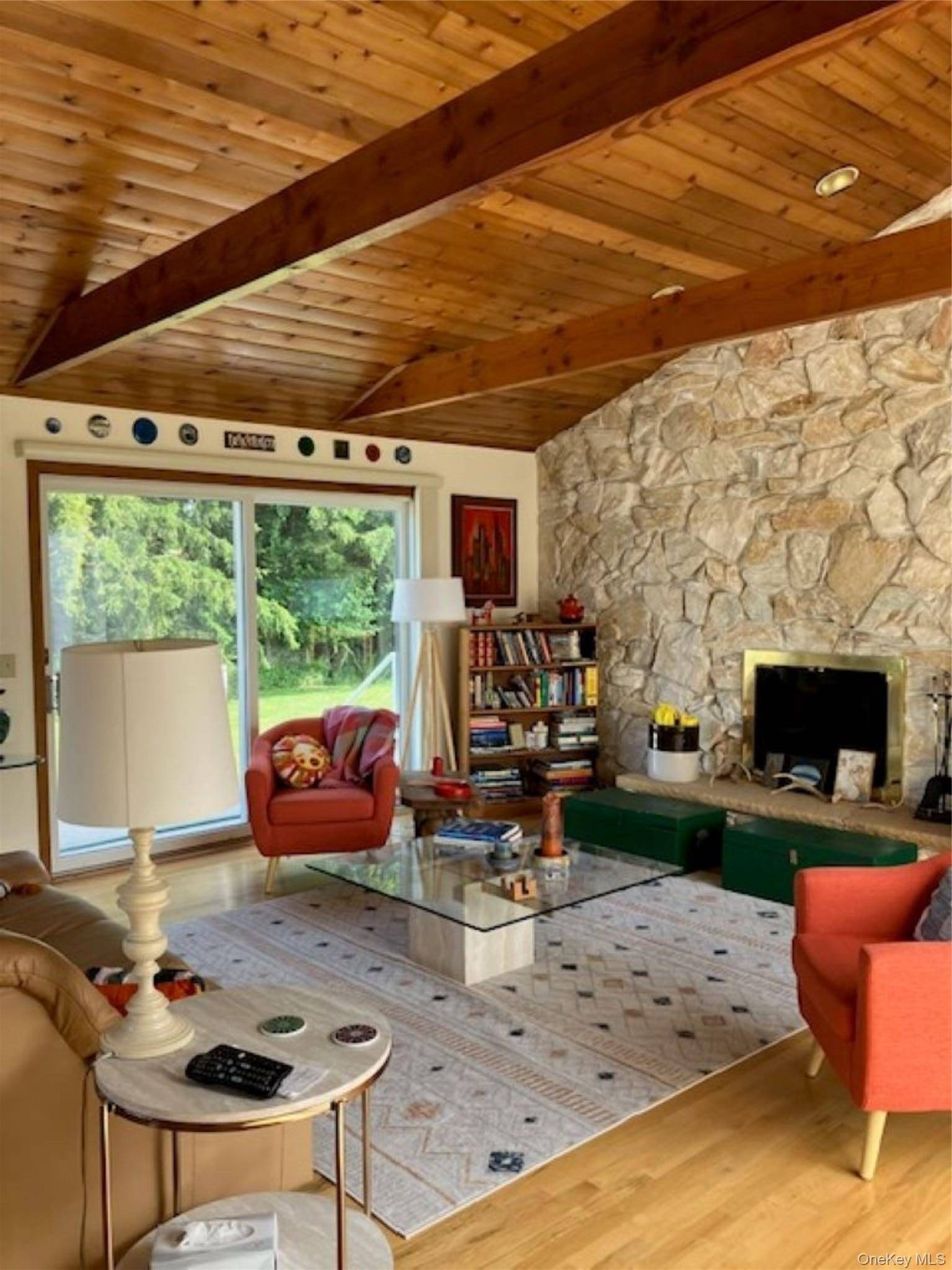 Casa de 2 Dormitorios en Venta en East Marion - Nueva York - EE. UU. - 5