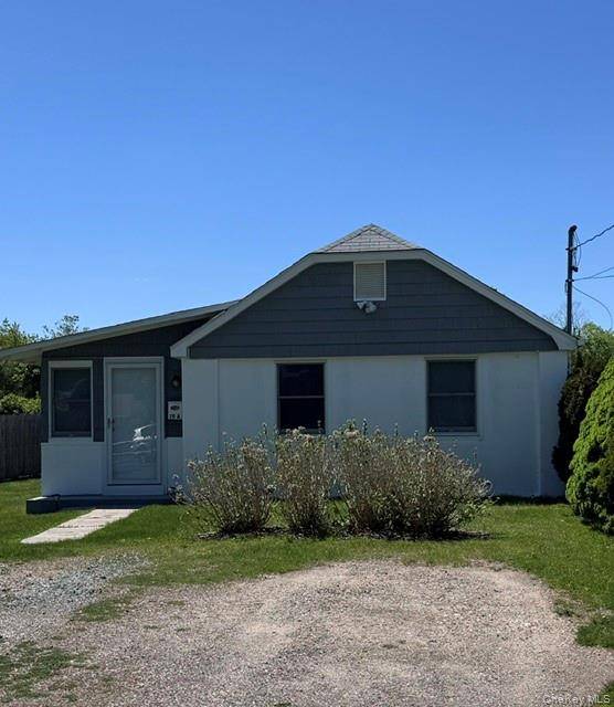 Casa com 2 Quartos à Venda em East Northport - Nova Iorque - EUA - 4