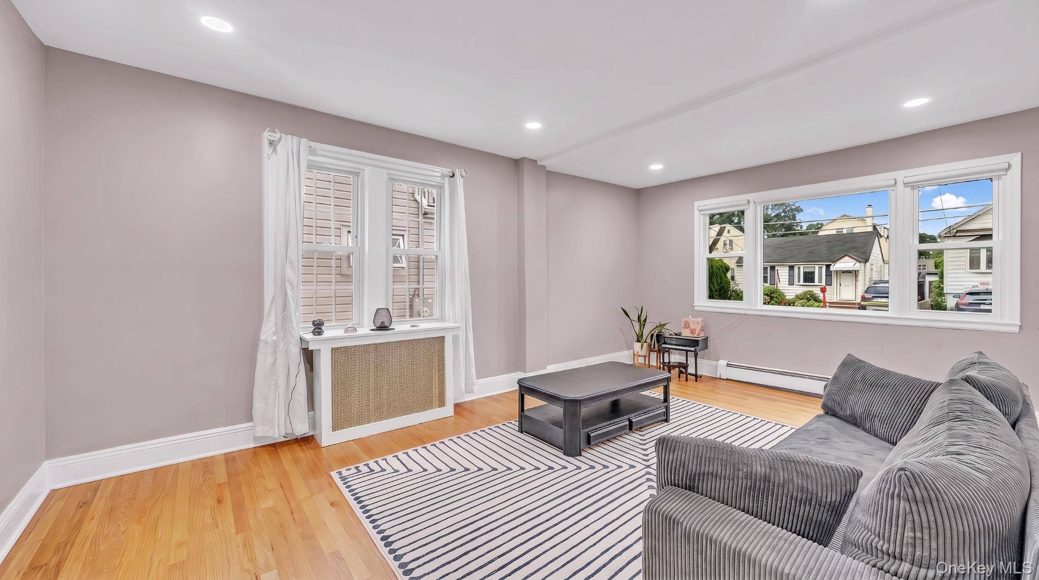 2 Bedroom Home for Sale in Elmont - New York - USA - 6