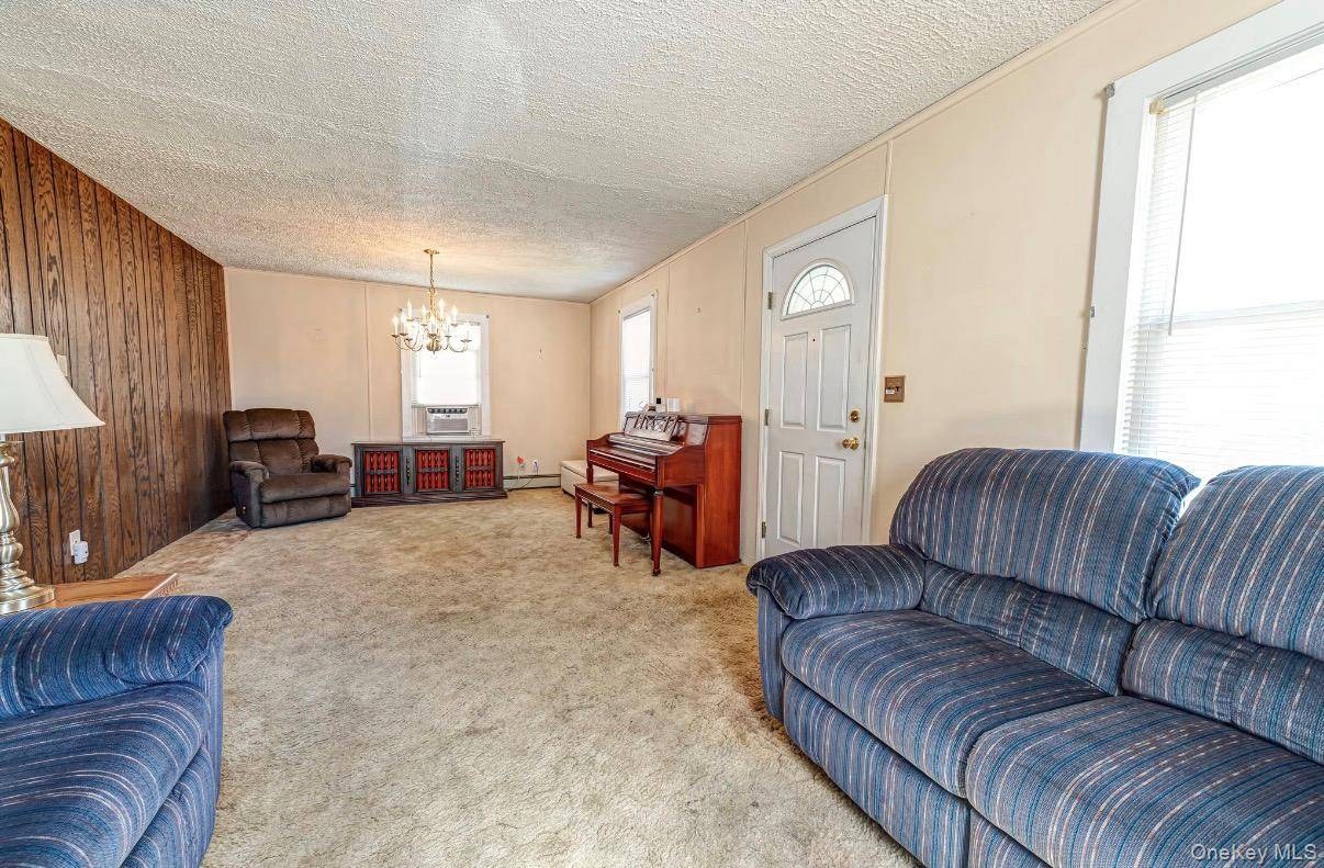 2 Bedroom Home for Sale in Elmont - New York - USA - 4