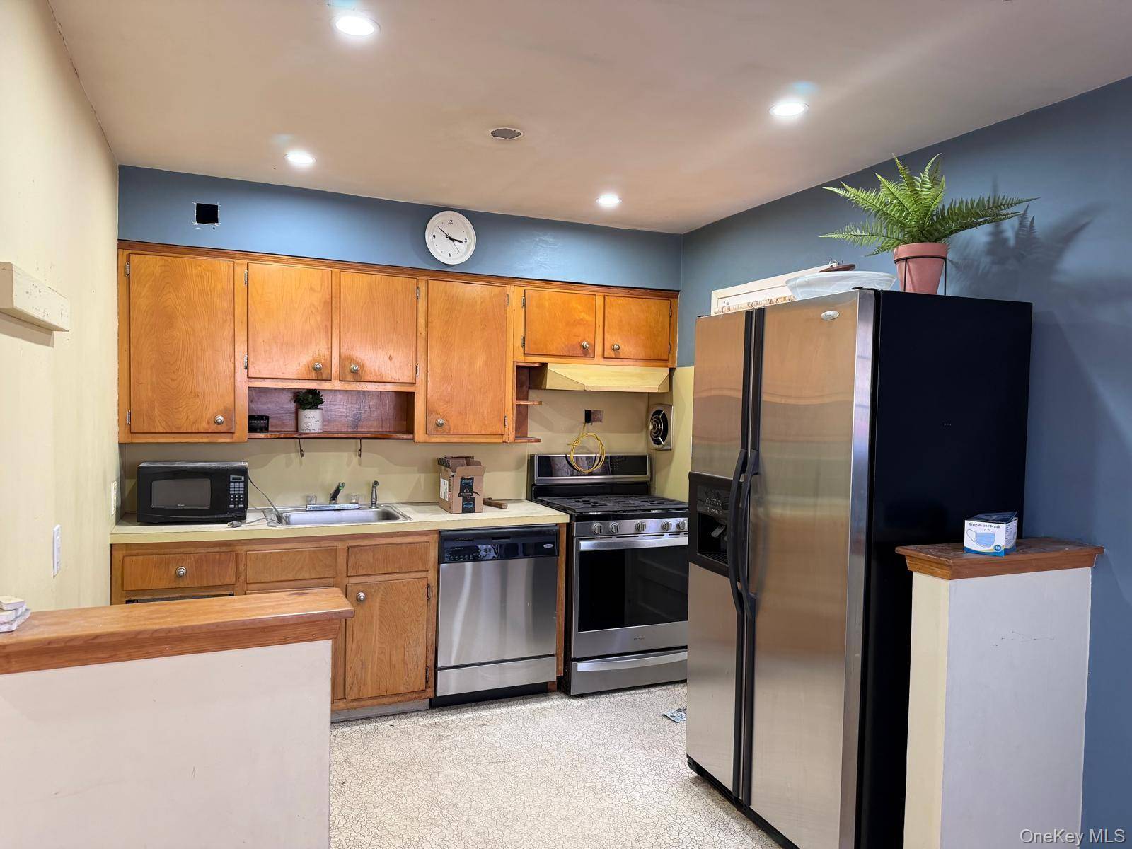 Casa com 2 Quartos à Venda em Elmont - Nova Iorque - EUA - 3