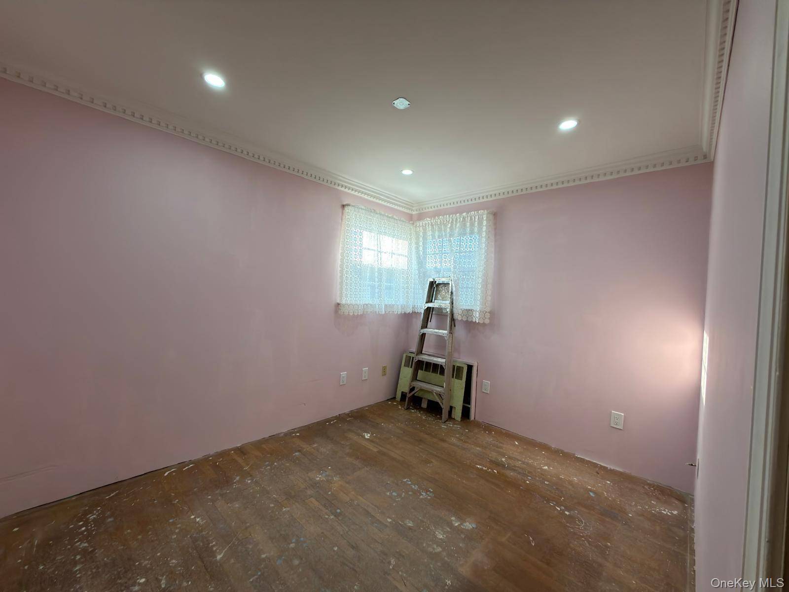 Casa com 2 Quartos à Venda em Elmont - Nova Iorque - EUA - 8