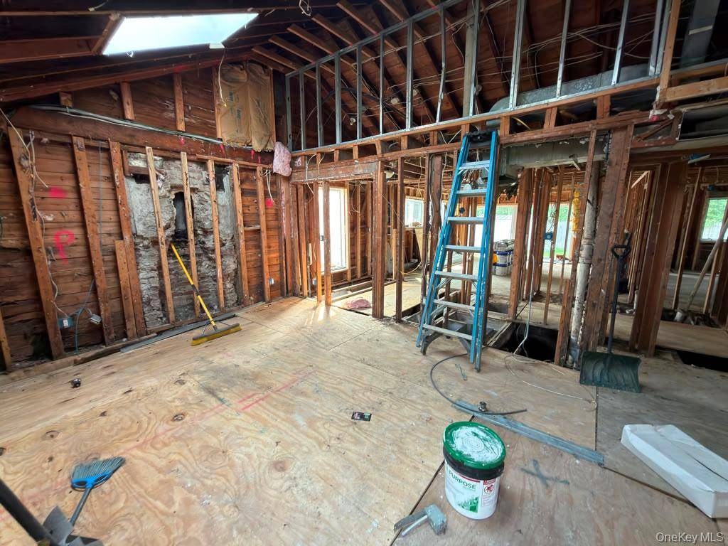 Casa com 2 Quartos à Venda em Elmsford - Nova Iorque - EUA - 6