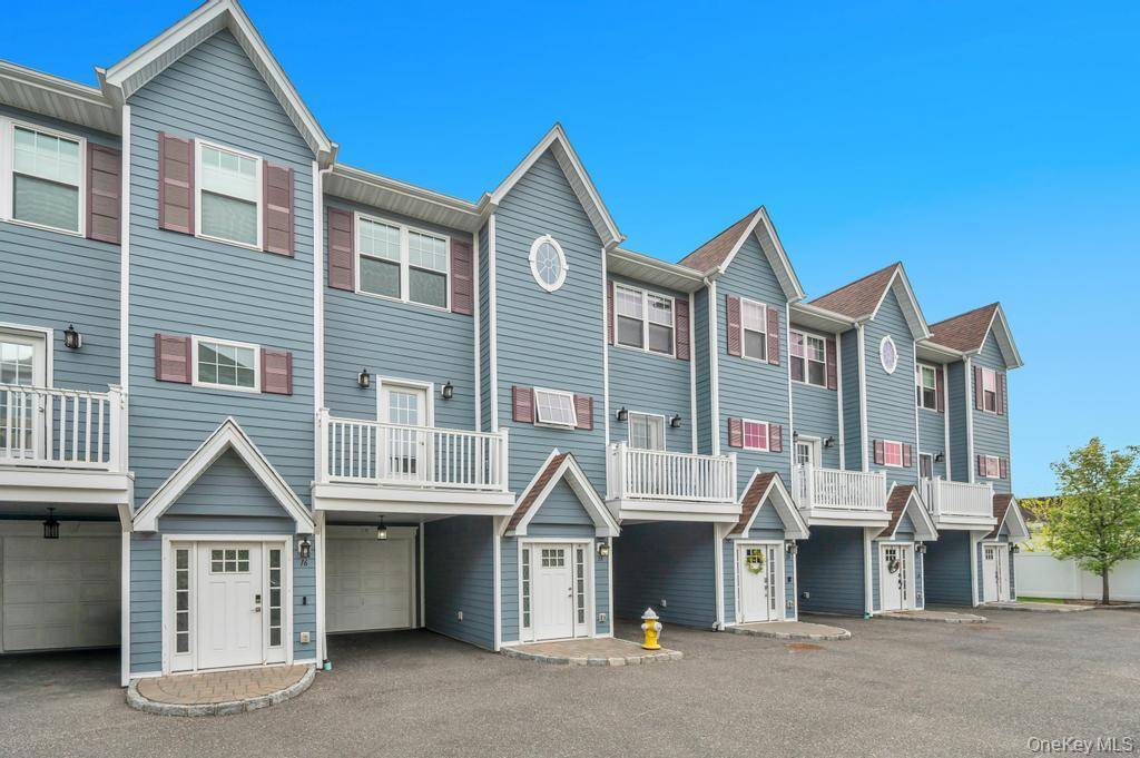 Casa de 2 Dormitorios en Venta en Farmingdale - Nueva York - EE. UU. - 2