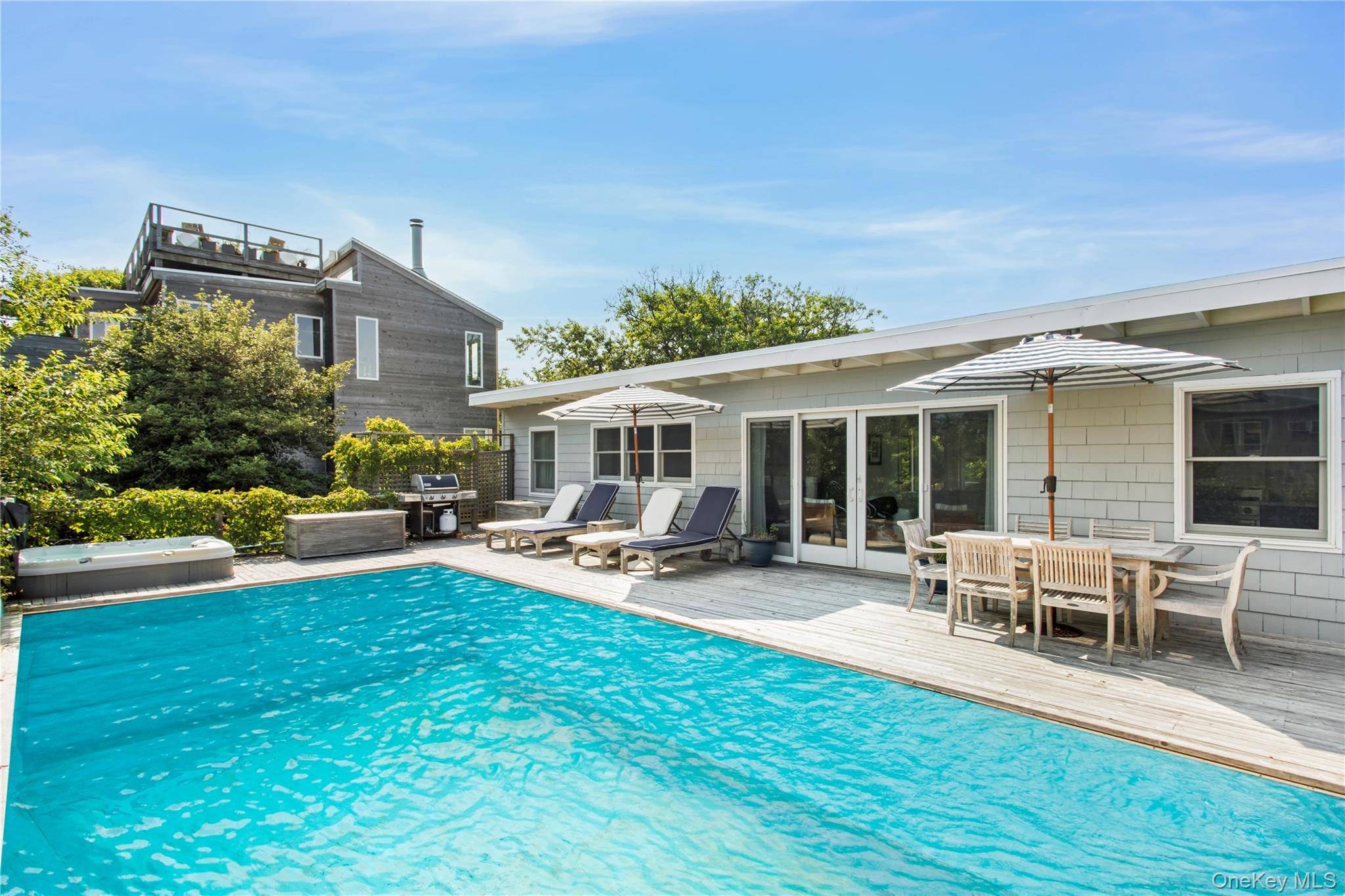 Casa com 2 Quartos à Venda em Fire Island Pines - Nova Iorque - EUA - 1
