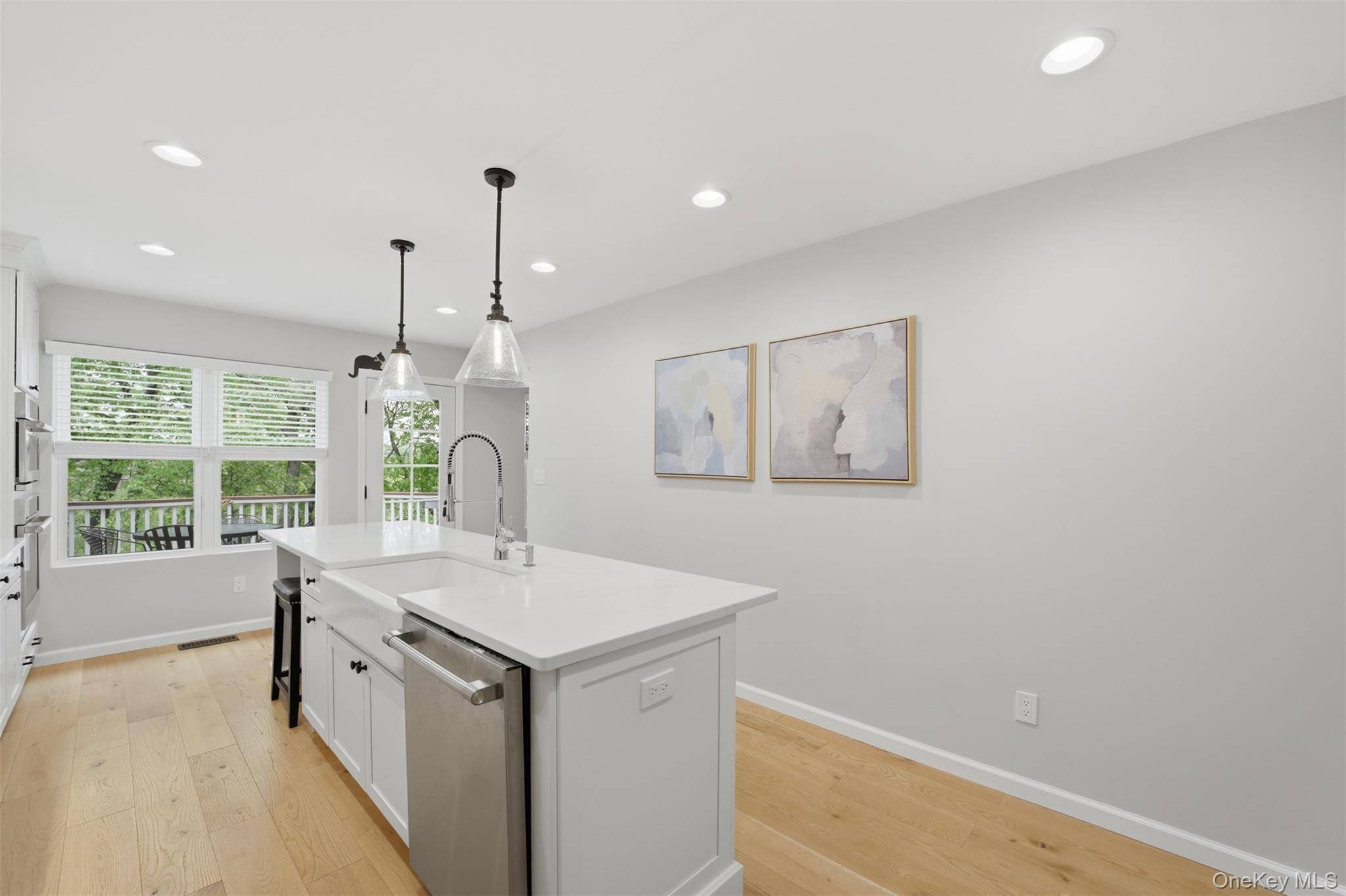 2 Bedroom Home for Sale in Goldens Bridge - New York - USA - 6