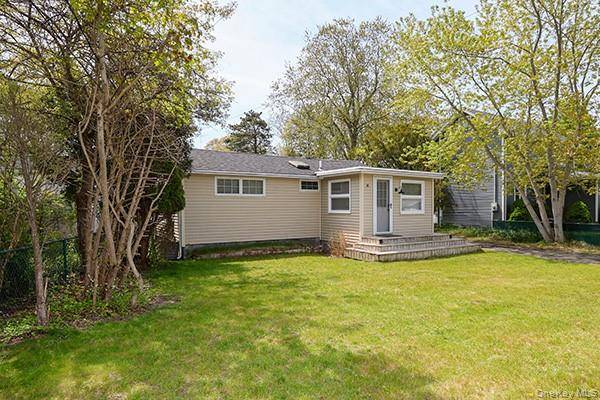 Casa de 2 Dormitorios en Venta en Hampton Bays - Nueva York - EE. UU. - 2