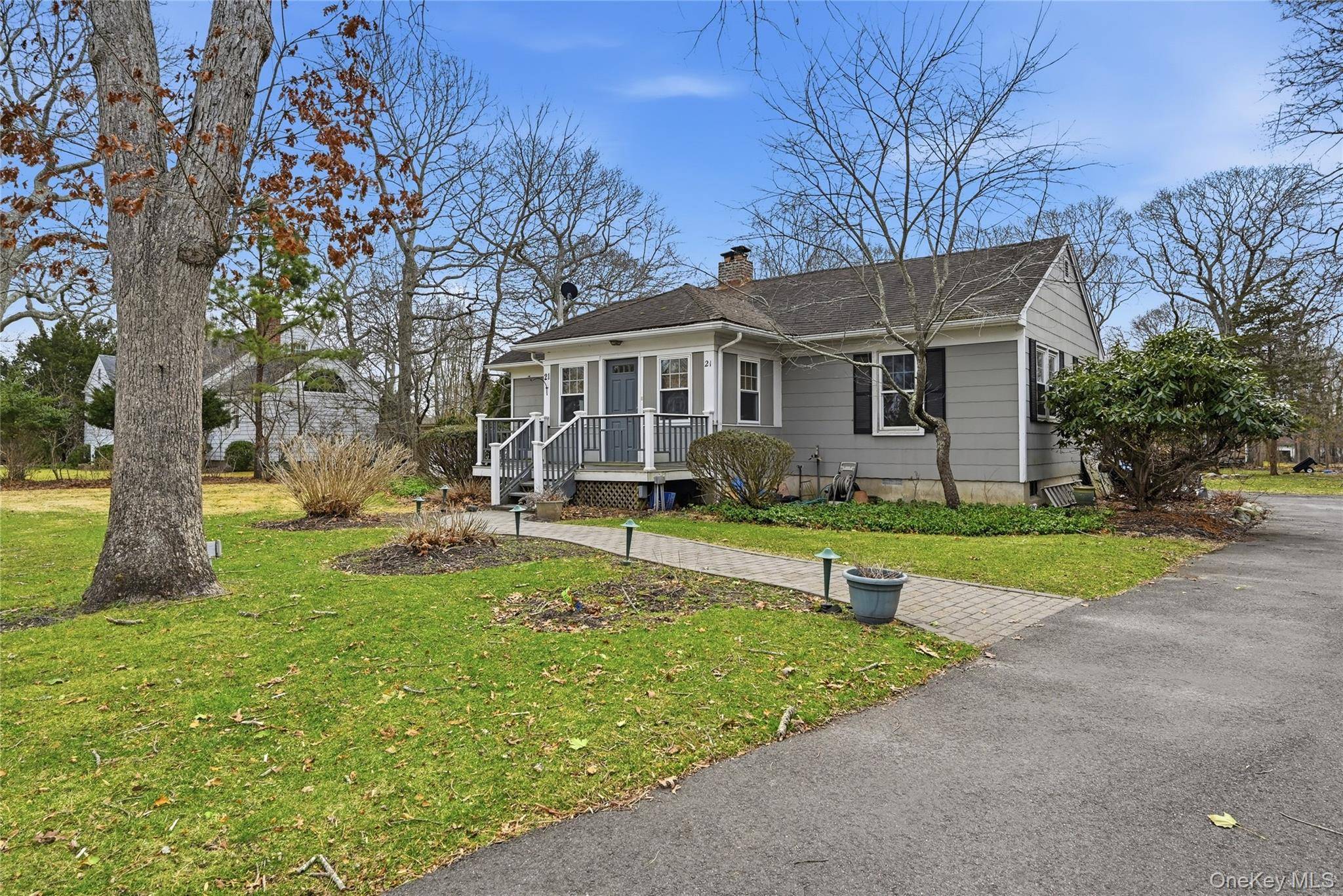 Casa de 2 Dormitorios en Venta en Hampton Bays - Nueva York - EE. UU. - 4