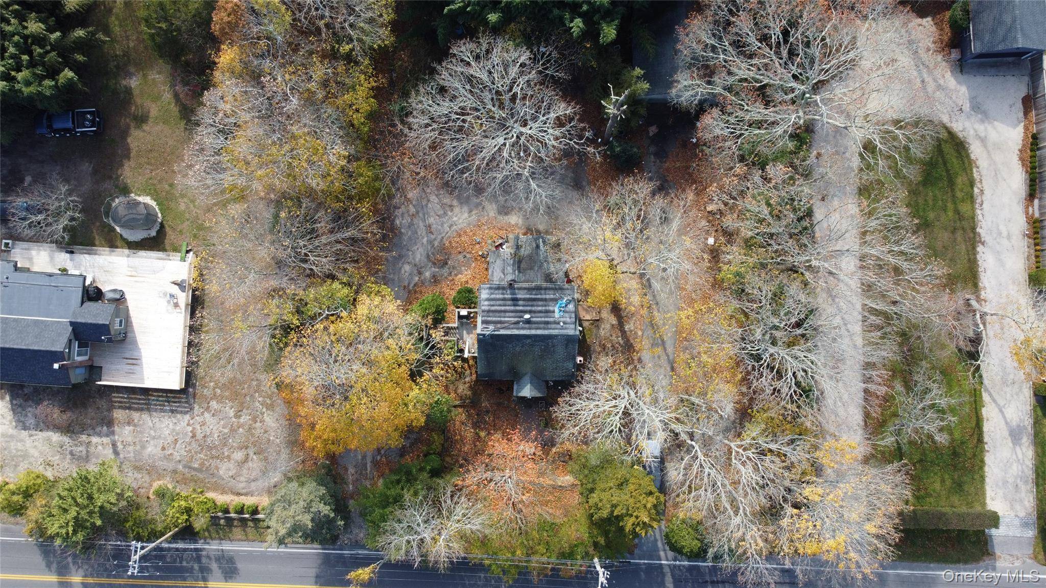 Casa de 2 Dormitorios en Venta en Hampton Bays - Nueva York - EE. UU. - 1