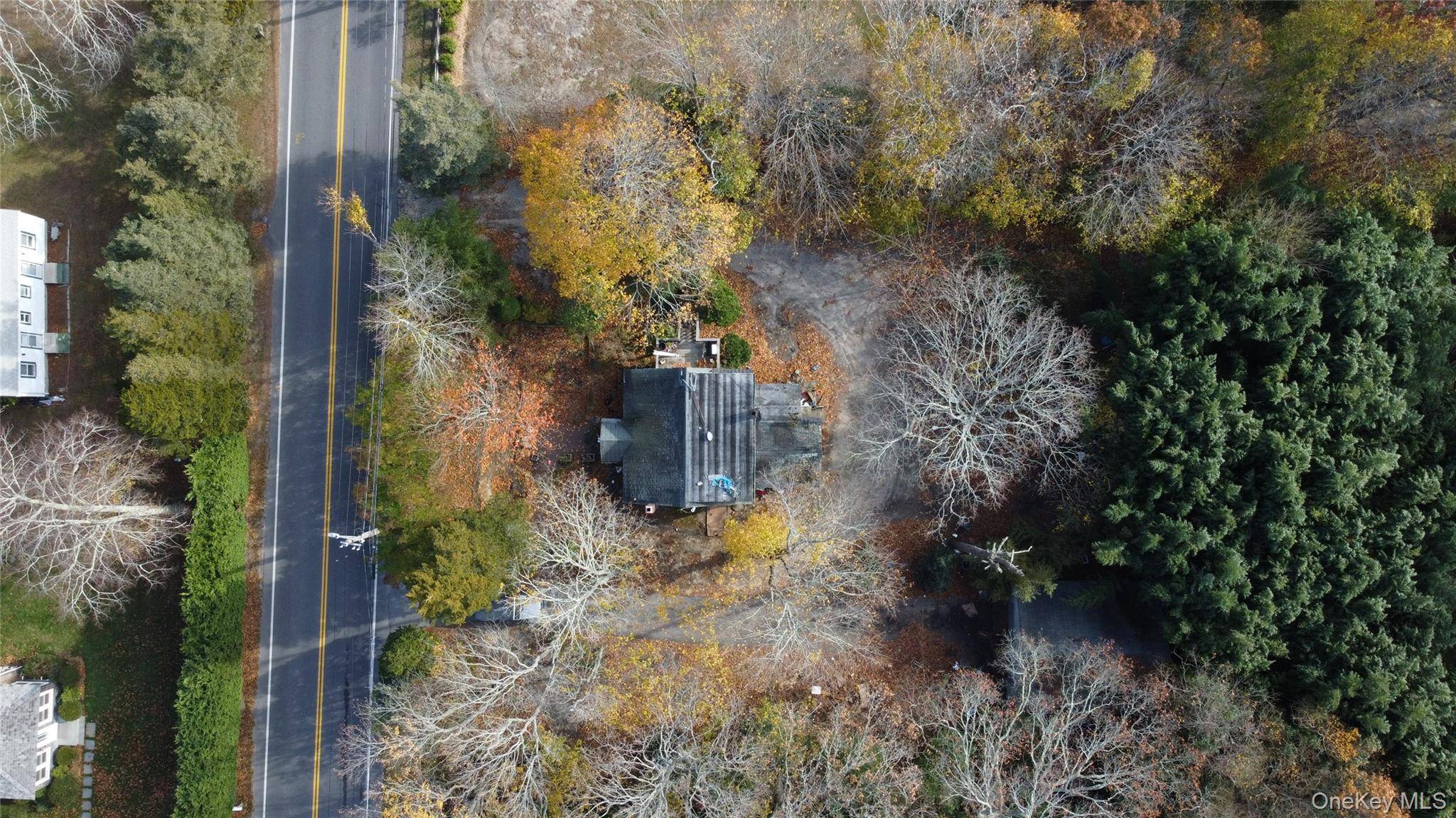 Casa de 2 Dormitorios en Venta en Hampton Bays - Nueva York - EE. UU. - 2