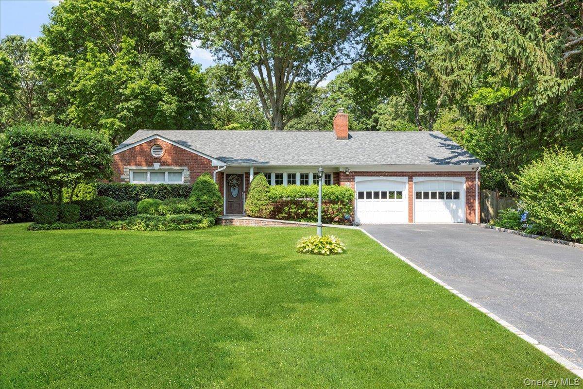Casa de 2 Dormitorios en Venta en Huntington - Nueva York - EE. UU. - 1
