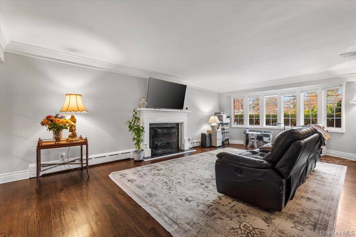 Casa de 2 Dormitorios en Venta en Huntington - Nueva York - EE. UU. - 4