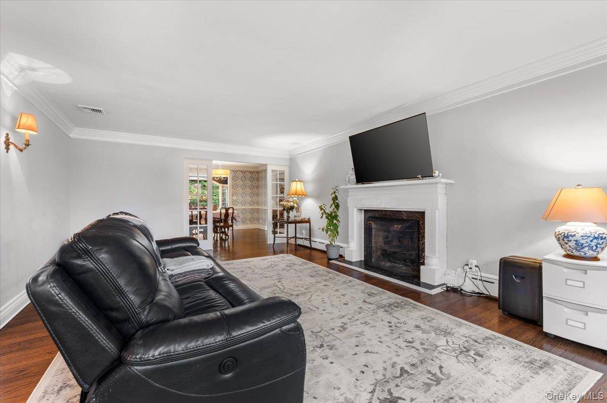 Casa de 2 Dormitorios en Venta en Huntington - Nueva York - EE. UU. - 5
