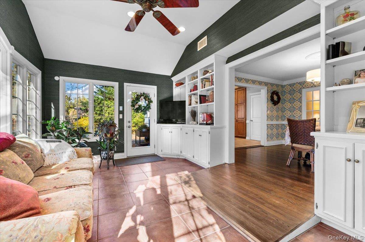 Casa de 2 Dormitorios en Venta en Huntington - Nueva York - EE. UU. - 8