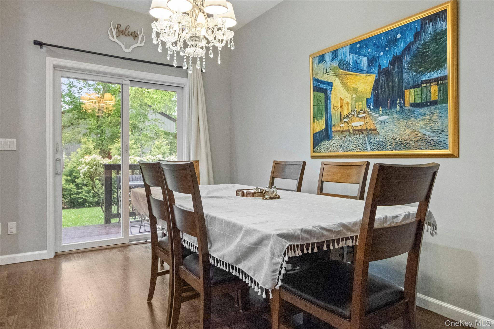2 Bedroom Home for Sale in Jefferson Valley - New York - USA - 8