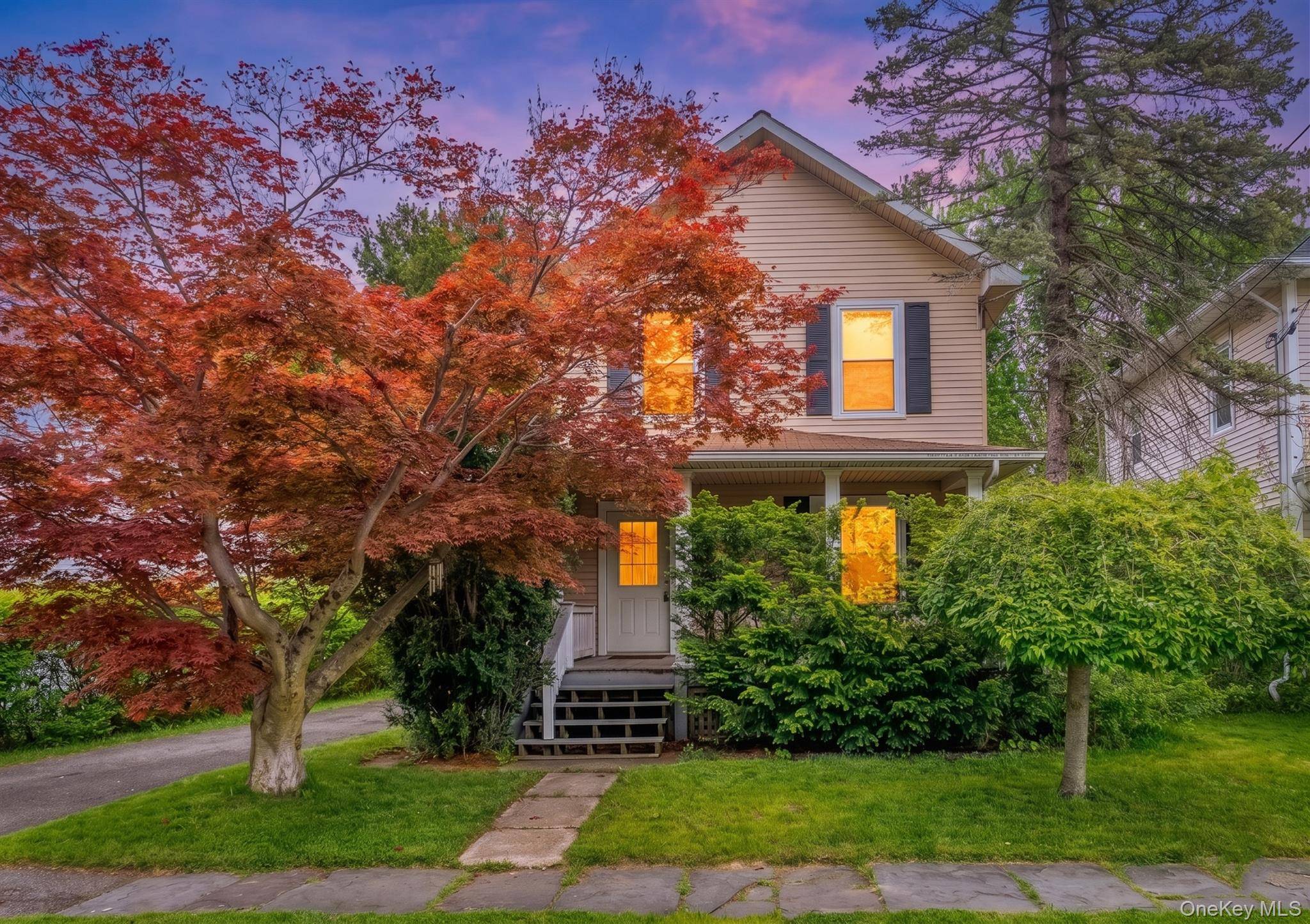 Casa de 2 Dormitorios en Venta en Kingston - Nueva York - EE. UU. - 1