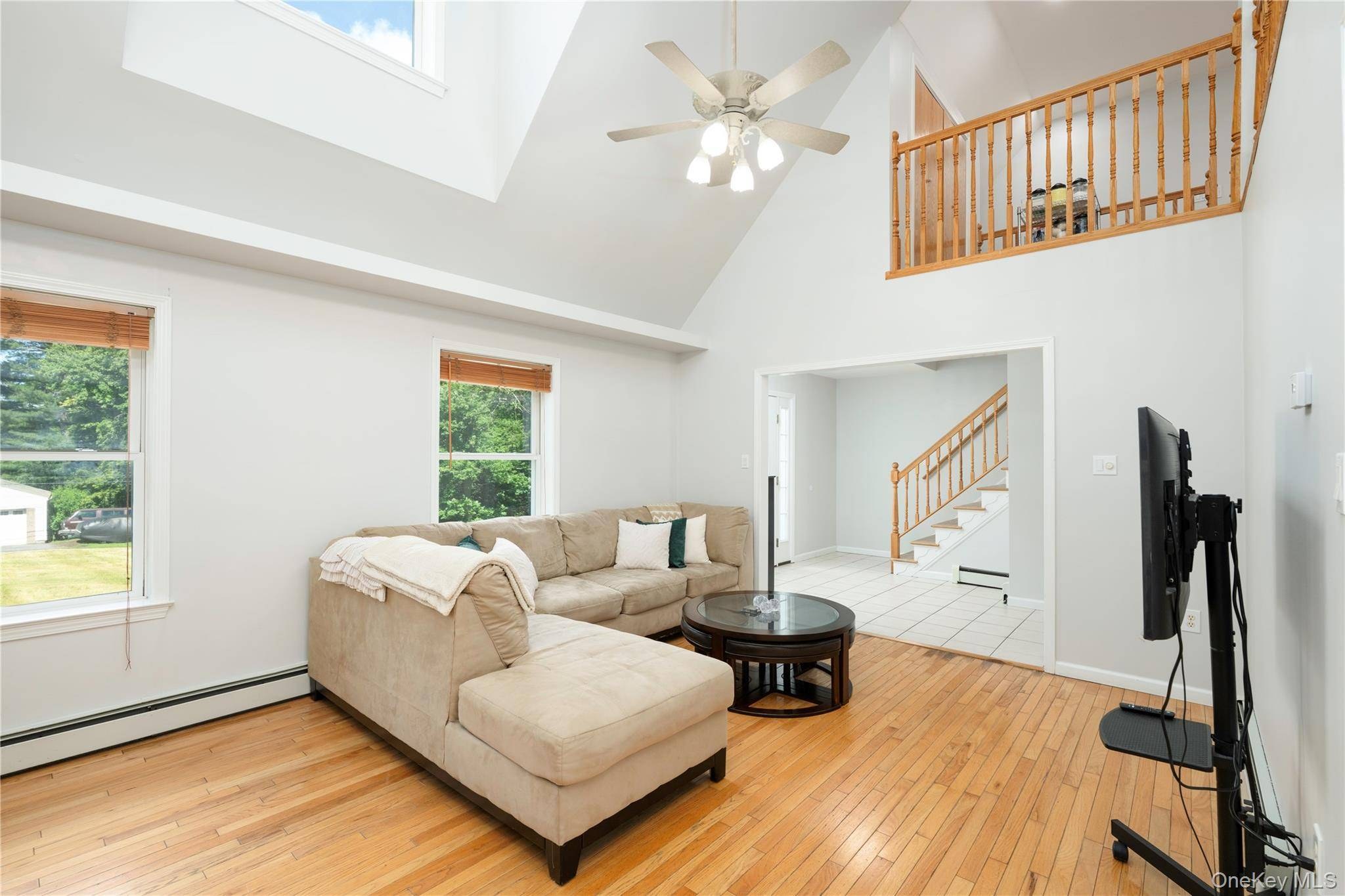 Casa com 2 Quartos à Venda em Lake Peekskill - Nova Iorque - EUA - 8