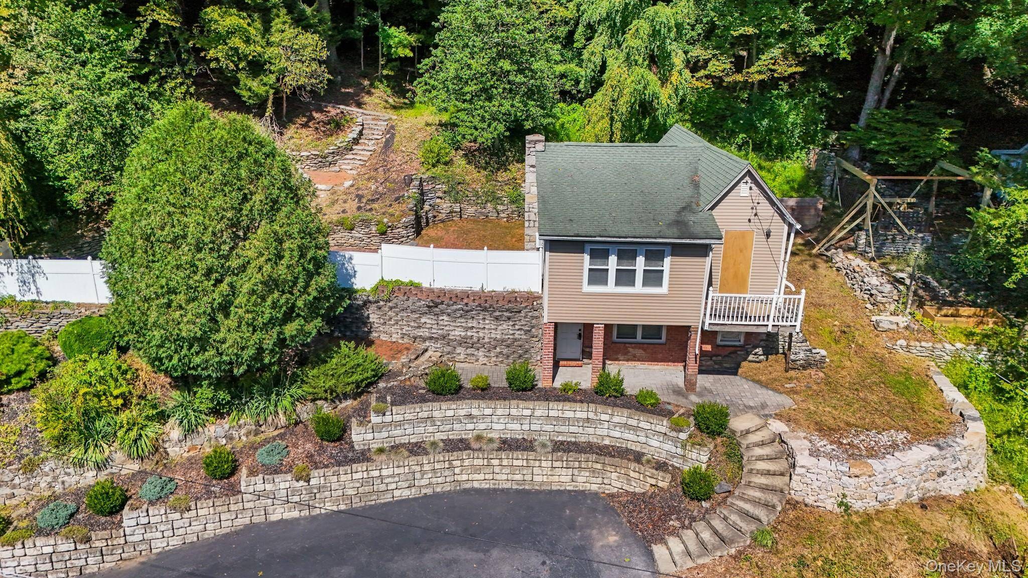 Casa com 2 Quartos à Venda em Lake Peekskill - Nova Iorque - EUA - 3