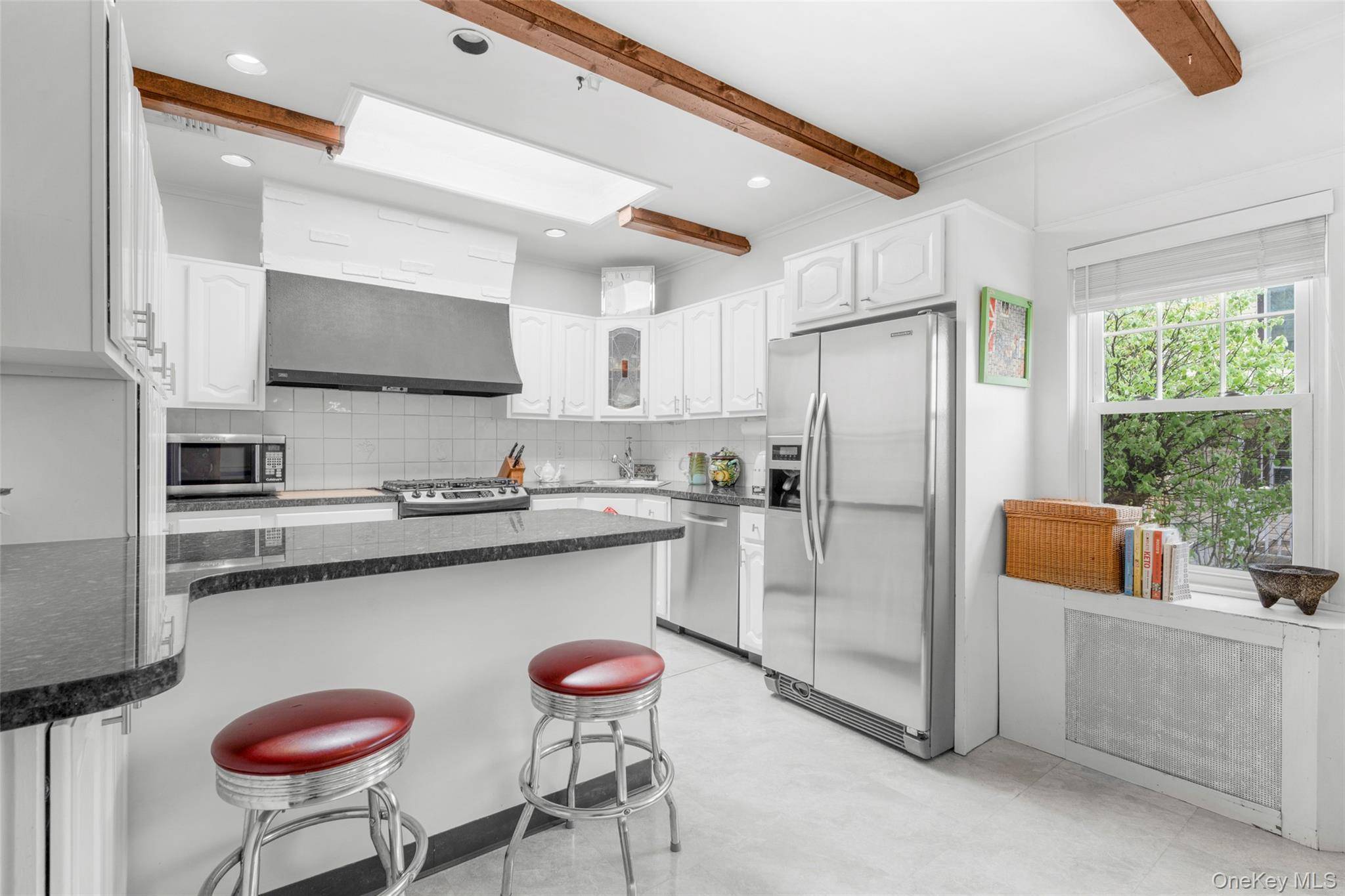 Casa de 2 Dormitorios en Venta en Larchmont - Nueva York - EE. UU. - 8