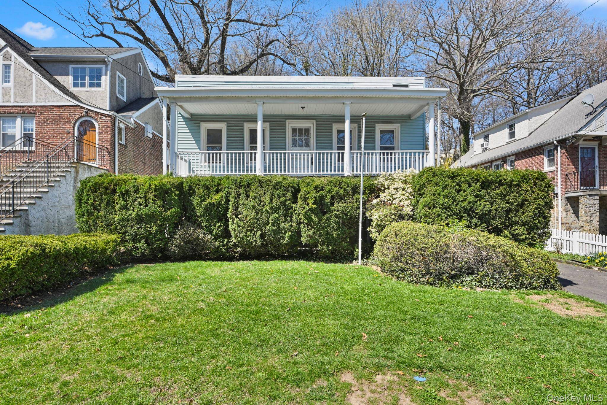 Casa de 2 Dormitorios en Venta en Larchmont - Nueva York - EE. UU. - 2