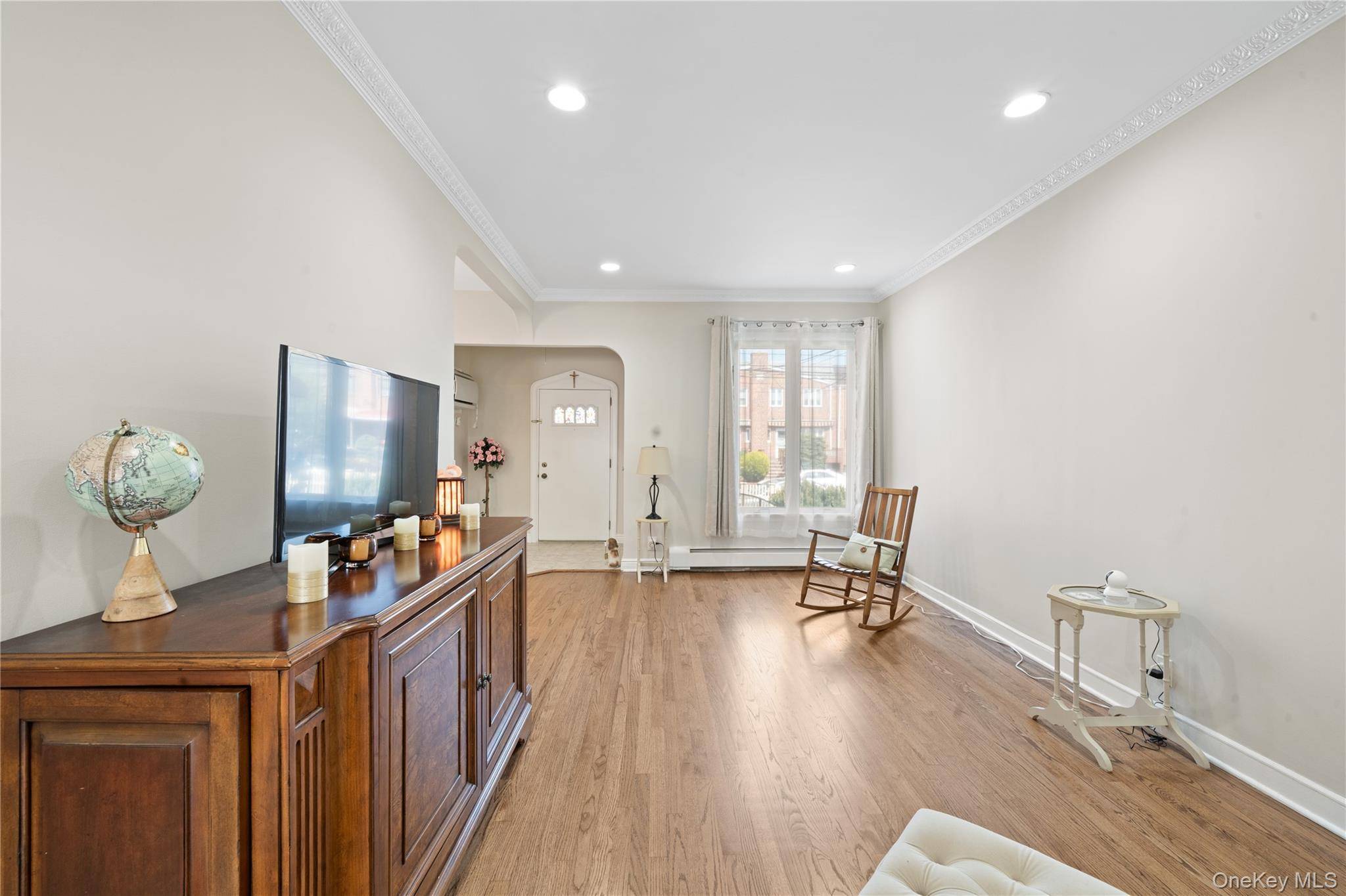 Casa de 2 Dormitorios en Venta en Maspeth - Nueva York - EE. UU. - 4