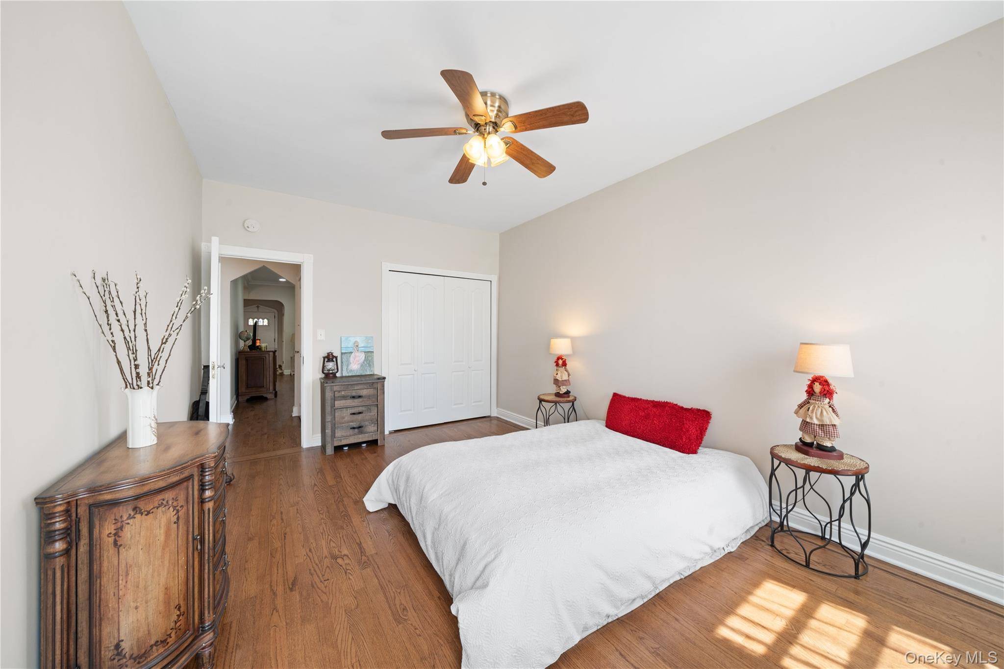 Casa de 2 Dormitorios en Venta en Maspeth - Nueva York - EE. UU. - 7