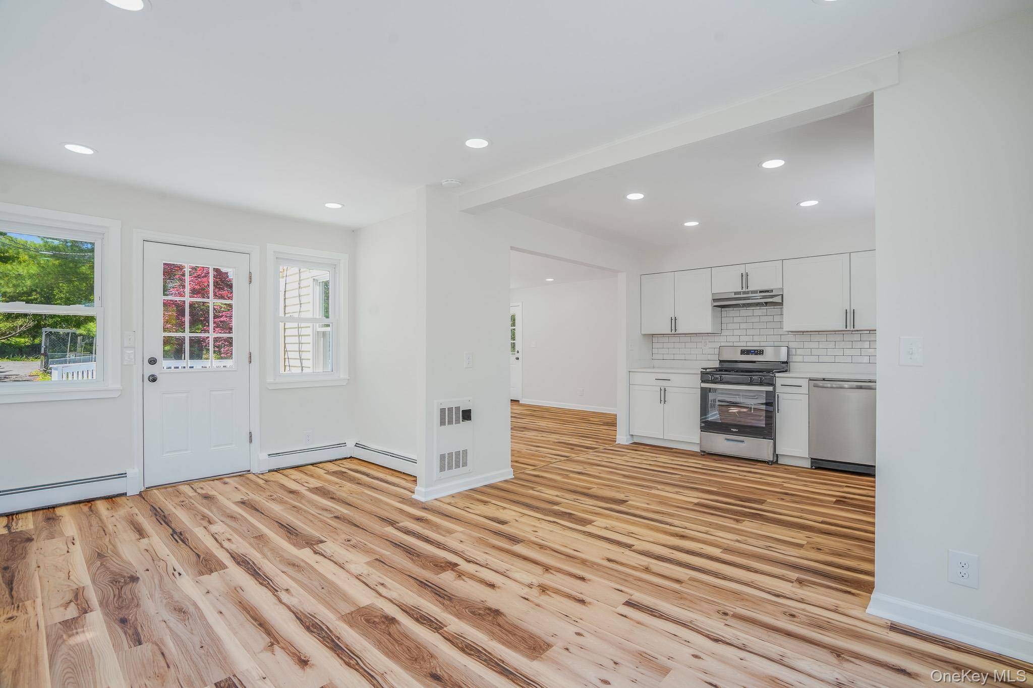 Casa de 2 Dormitorios en Venta en Monroe - Nueva York - EE. UU. - 3