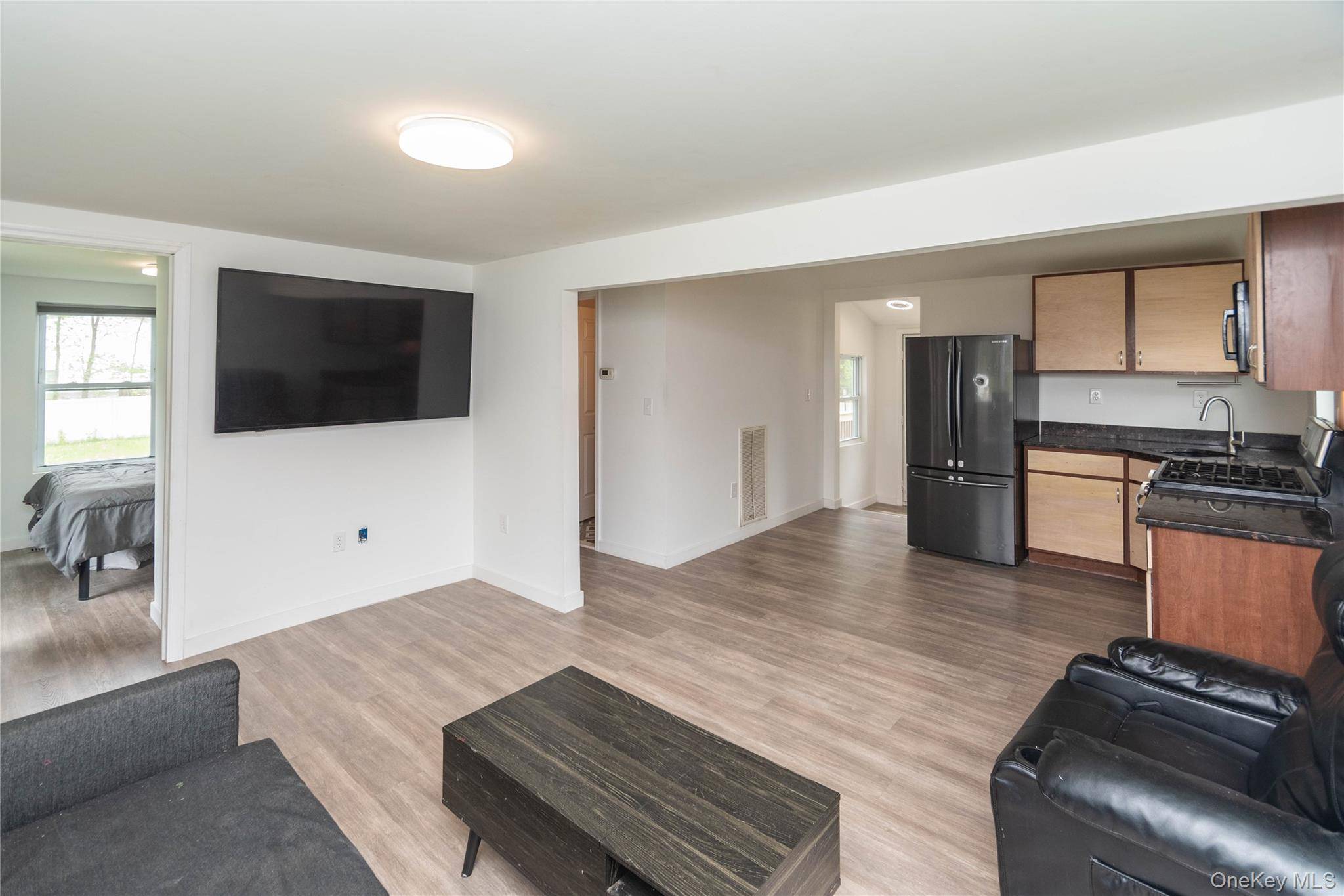 Casa com 2 Quartos à Venda em Montgomery - Nova Iorque - EUA - 5