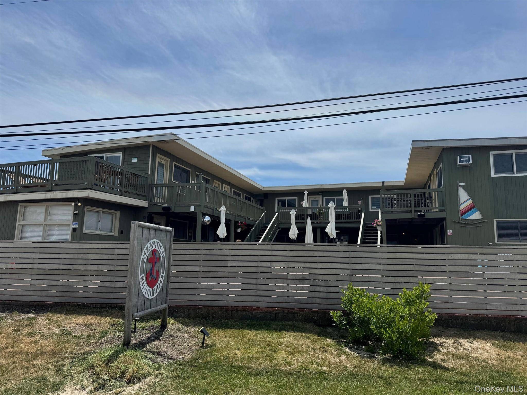 Casa com 2 Quartos à Venda em Ocean Bay Park - Nova Iorque - EUA - 2