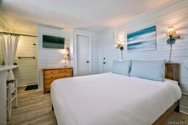 Casa com 2 Quartos à Venda em Ocean Bay Park - Nova Iorque - EUA - 5