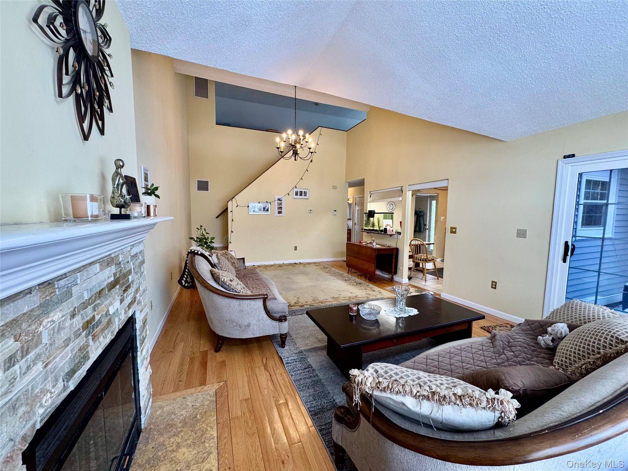 Casa com 2 Quartos à Venda em Pawling - Nova Iorque - EUA - 1