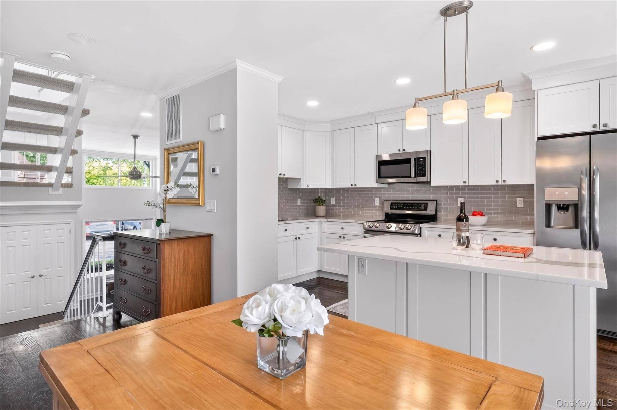 2 Bedroom Home for Sale in Pelham - New York - USA - 7