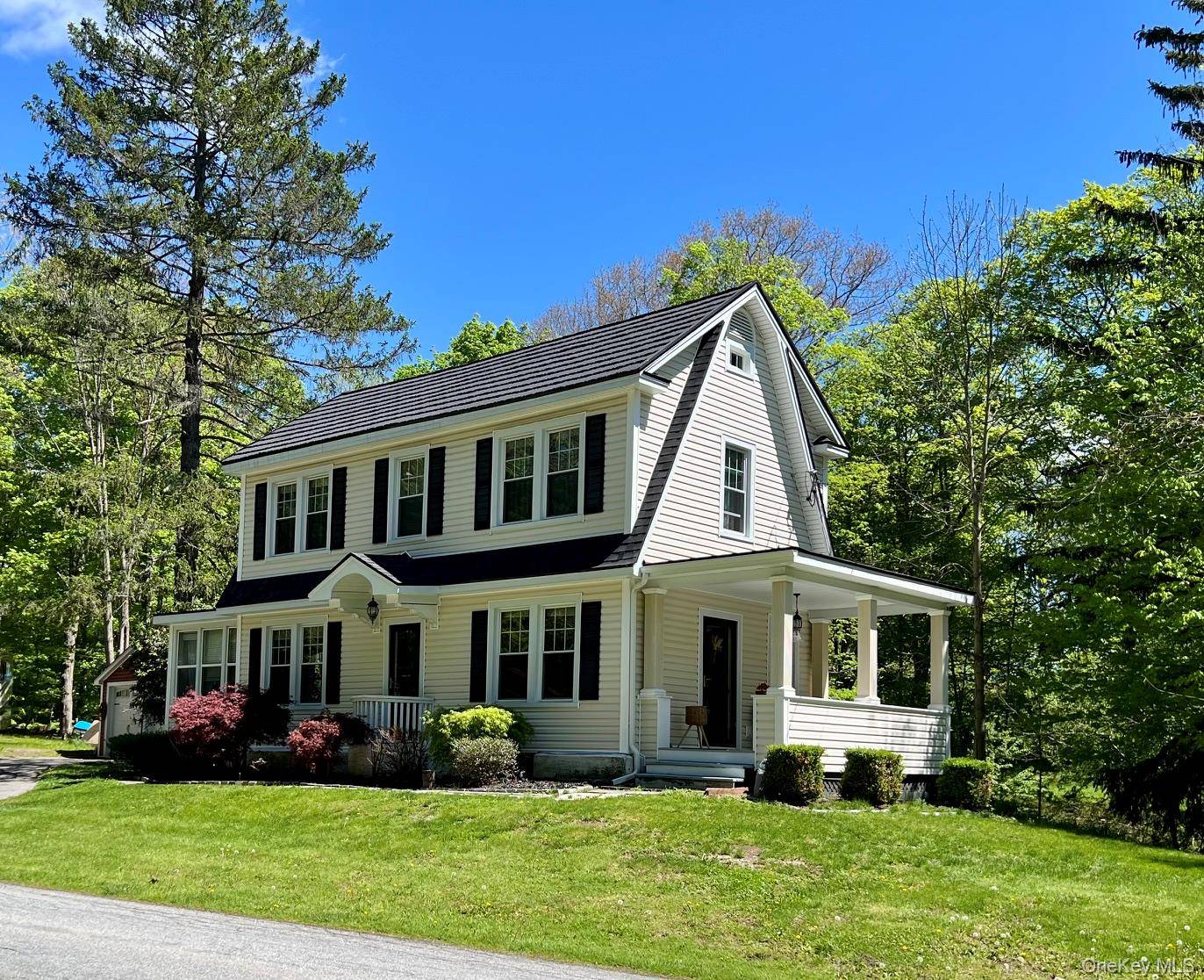2 Bedroom Home for Sale in Pleasant Valley - New York - USA - 1