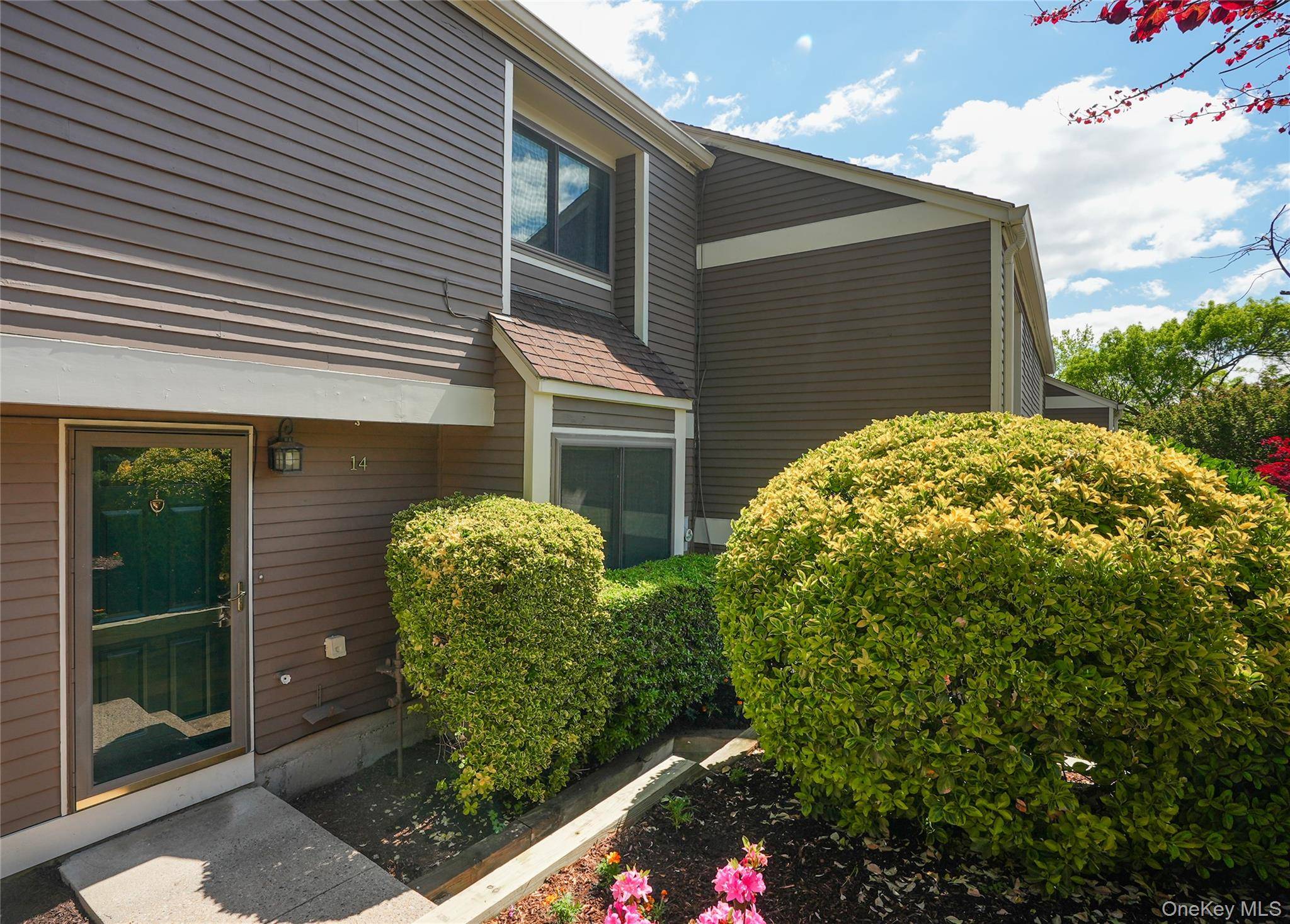 Casa de 2 Dormitorios en Venta en Port Chester - Nueva York - EE. UU. - 1