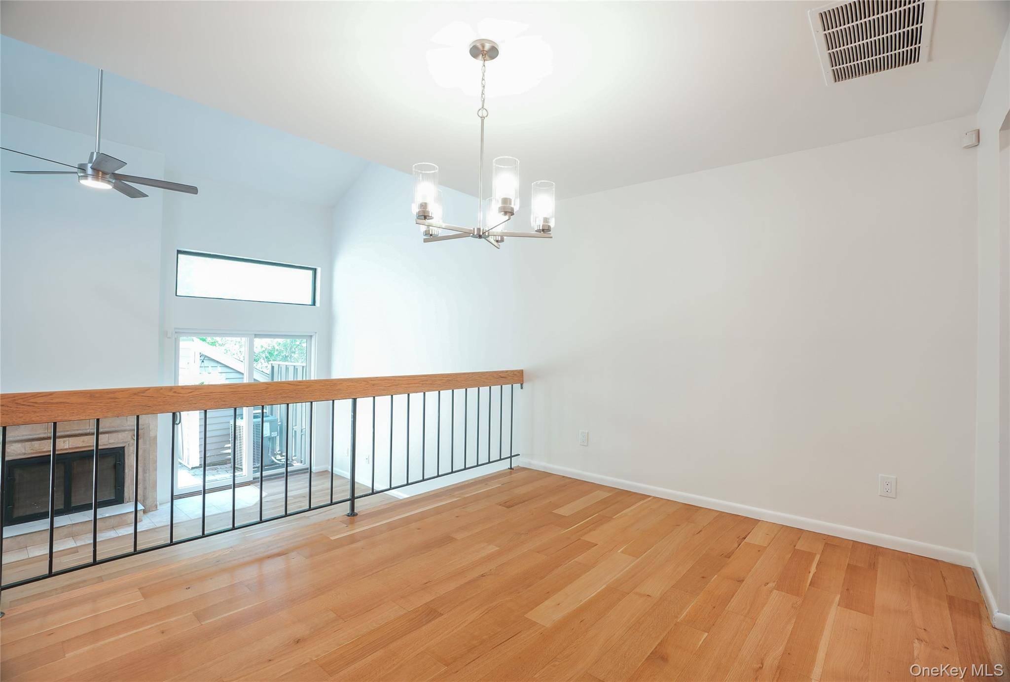 Casa de 2 Dormitorios en Venta en Port Chester - Nueva York - EE. UU. - 7