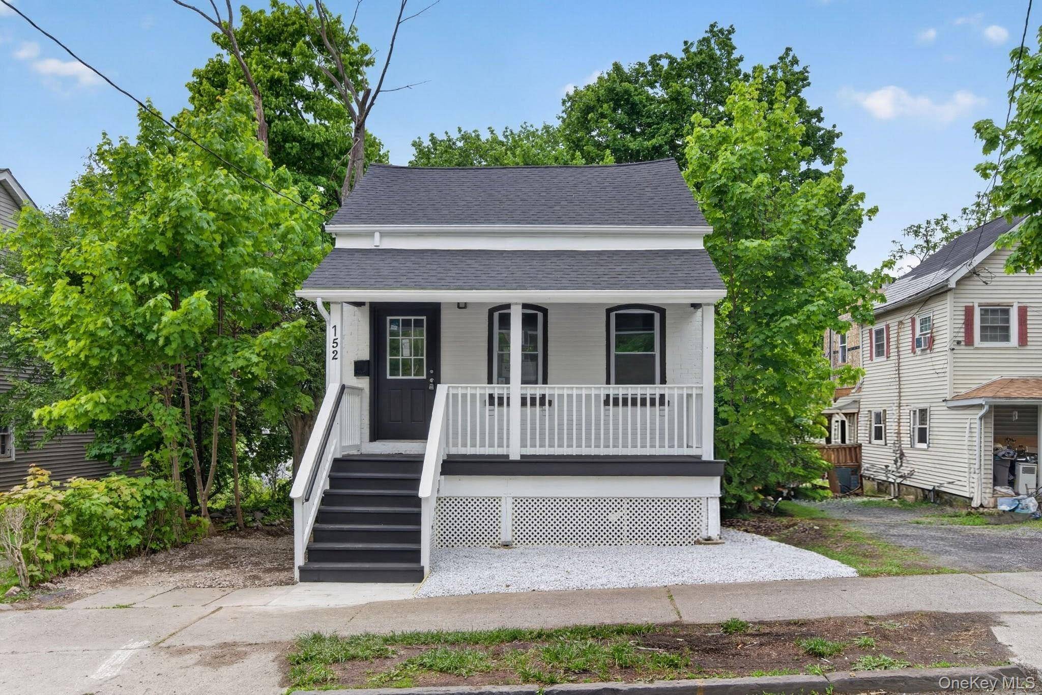 Casa com 2 Quartos à Venda em Poughkeepsie - Nova Iorque - EUA - 2