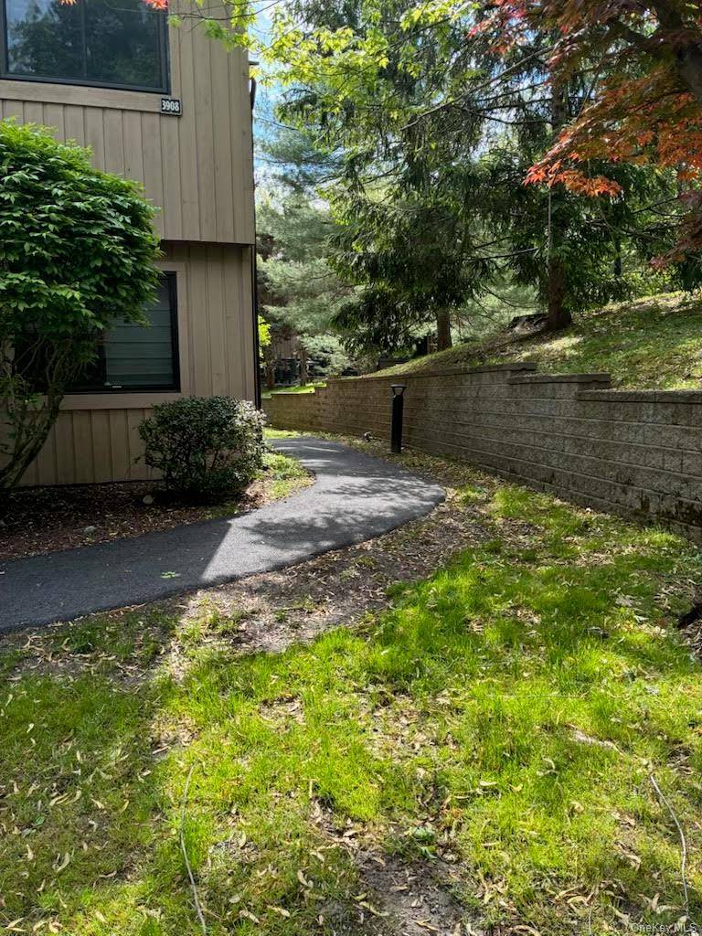 Casa de 2 Dormitorios en Venta en Poughkeepsie - Nueva York - EE. UU. - 2