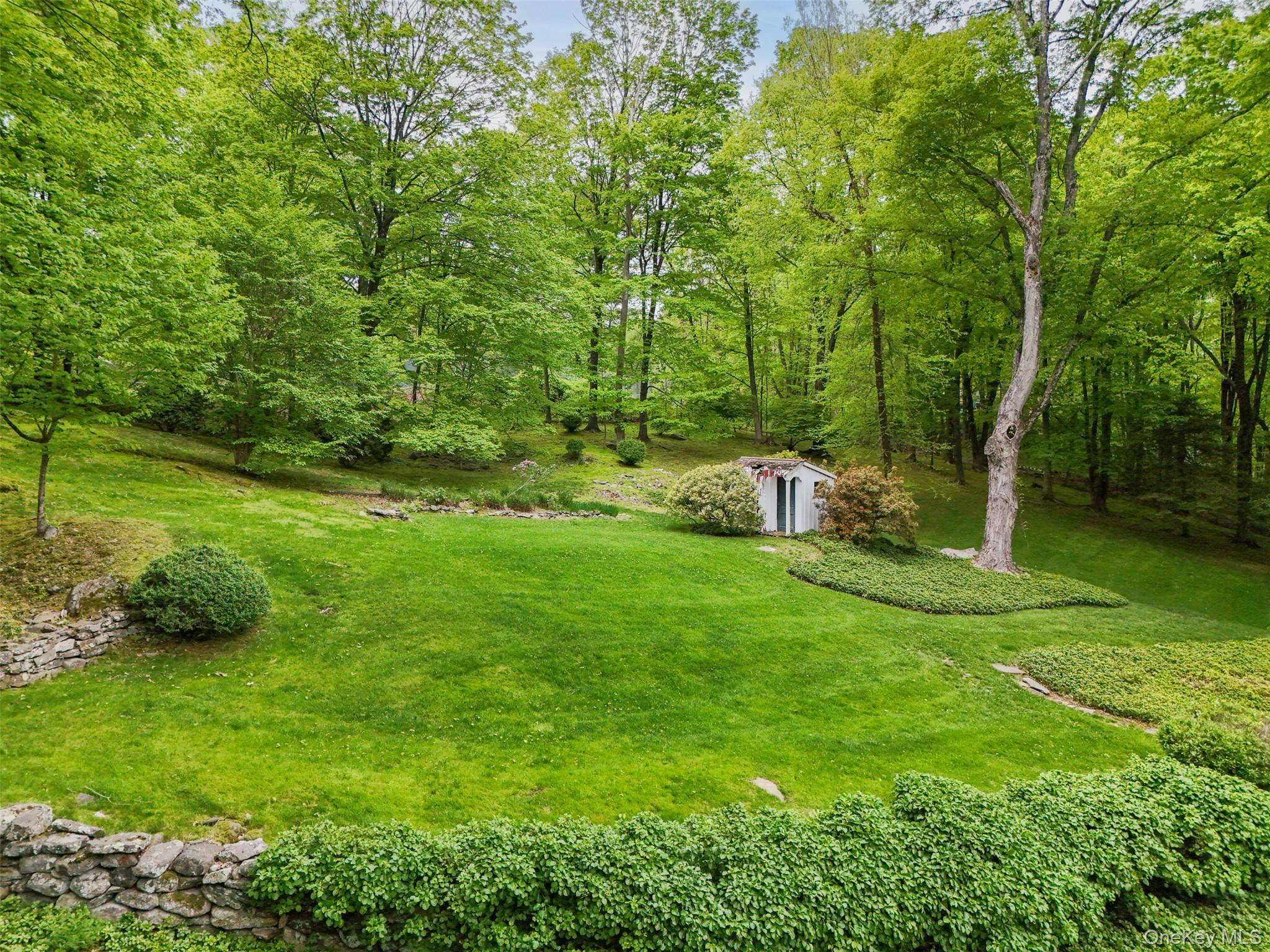 Casa com 2 Quartos à Venda em Pound Ridge - Nova Iorque - EUA - 2