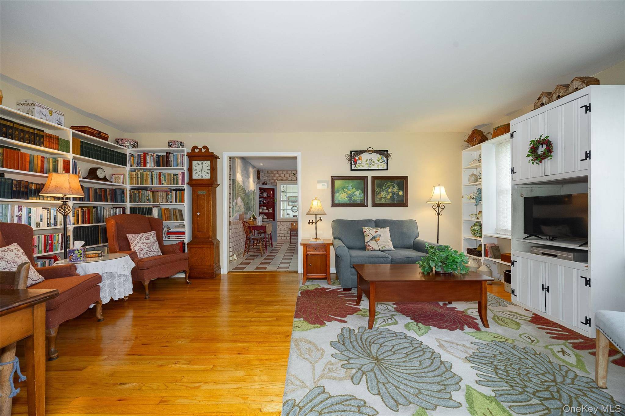2 Bedroom Home for Sale in Red Hook - New York - USA - 8