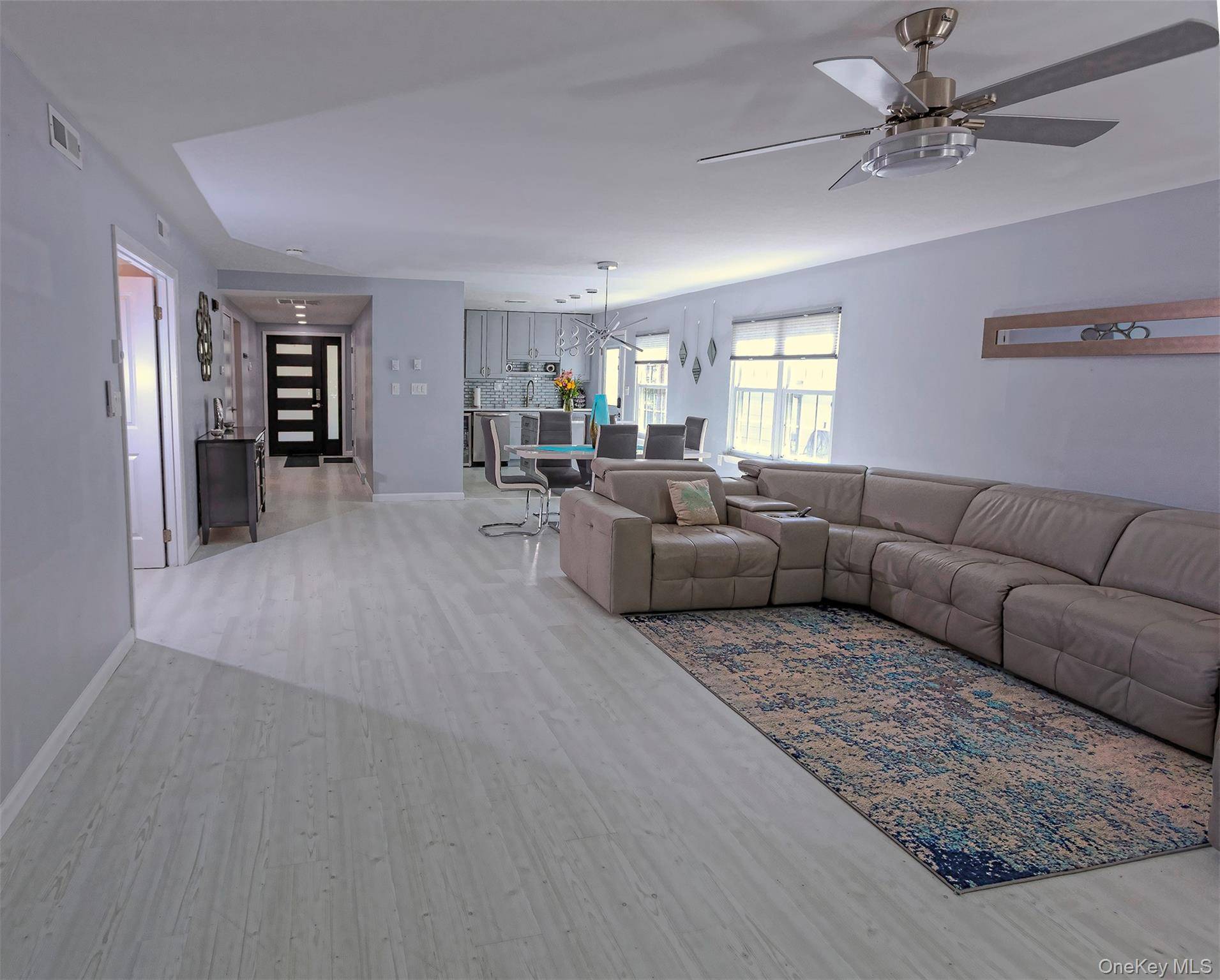 Casa com 2 Quartos à Venda em Ridge - Nova Iorque - EUA - 7
