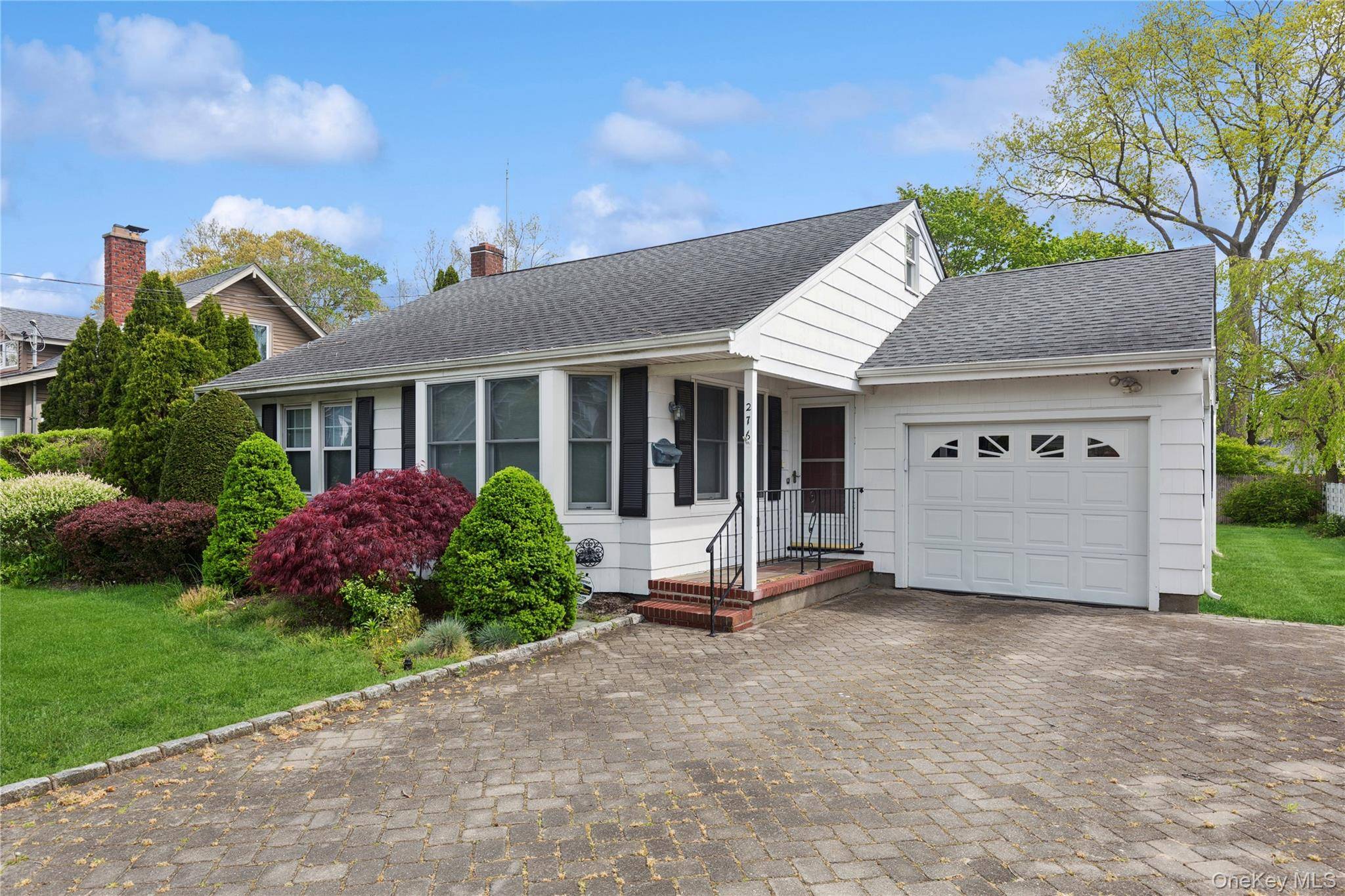 Casa com 2 Quartos à Venda em Riverhead - Nova Iorque - EUA - 1
