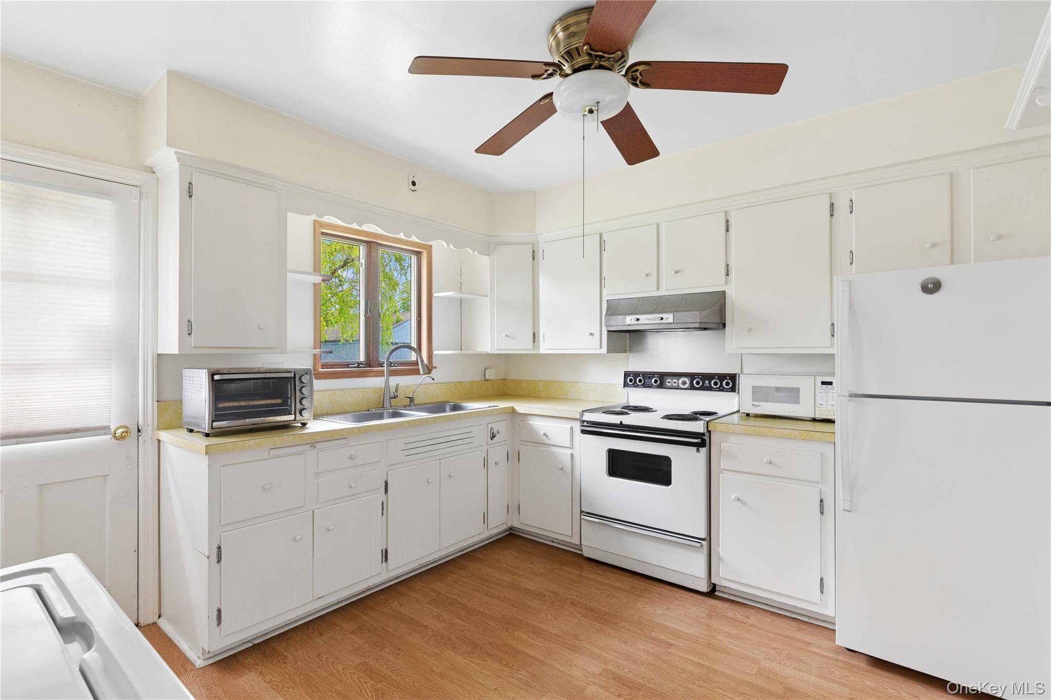 Casa com 2 Quartos à Venda em Riverhead - Nova Iorque - EUA - 5
